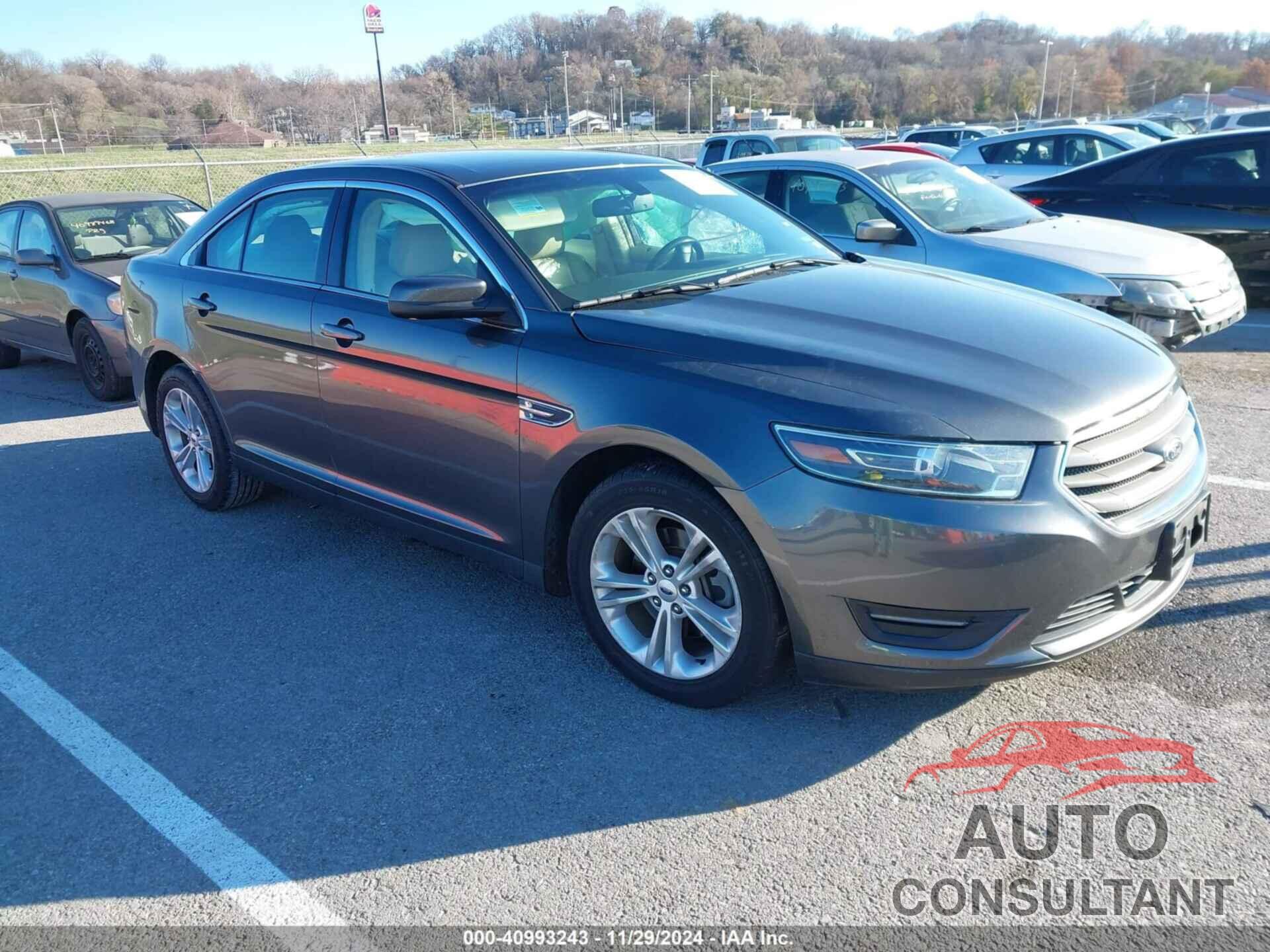 FORD TAURUS 2018 - 1FAHP2E85JG103762