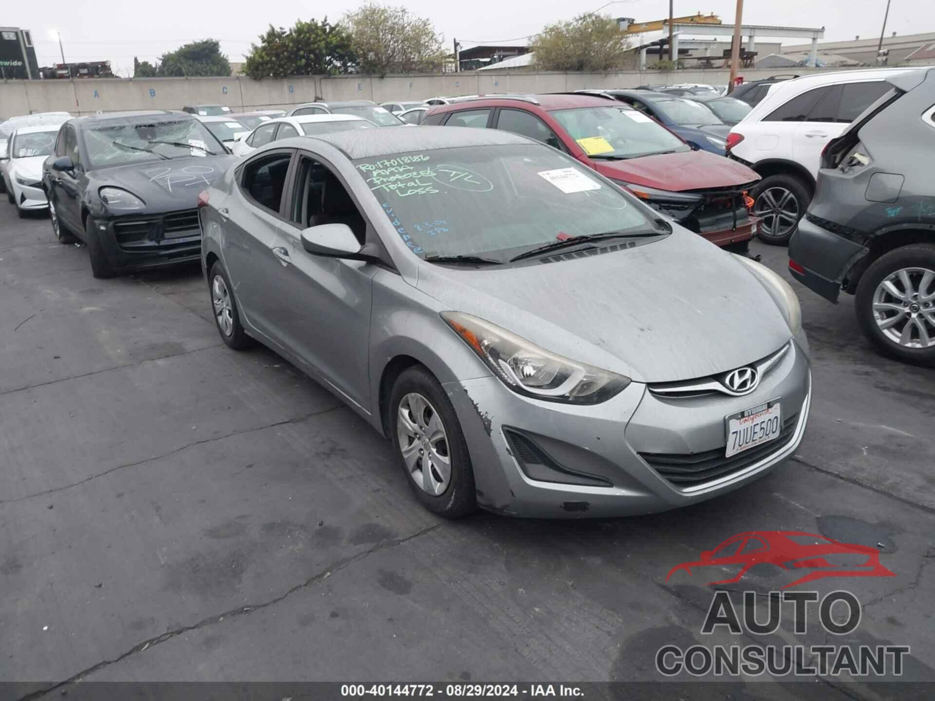 HYUNDAI ELANTRA 2016 - 5NPDH4AE6GH698963