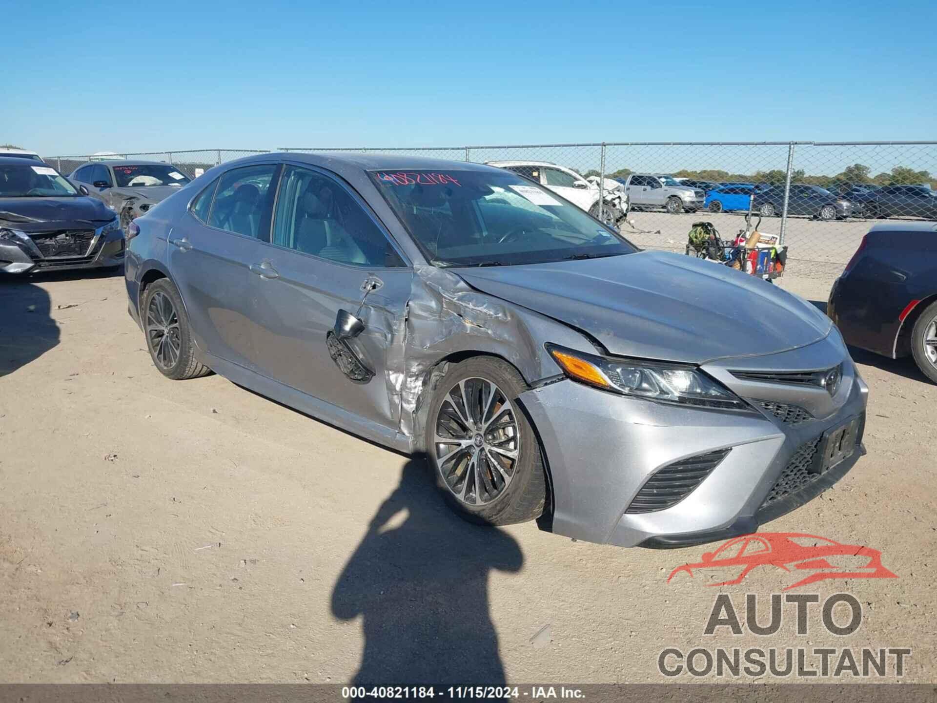 TOYOTA CAMRY 2019 - 4T1B11HK1KU168769