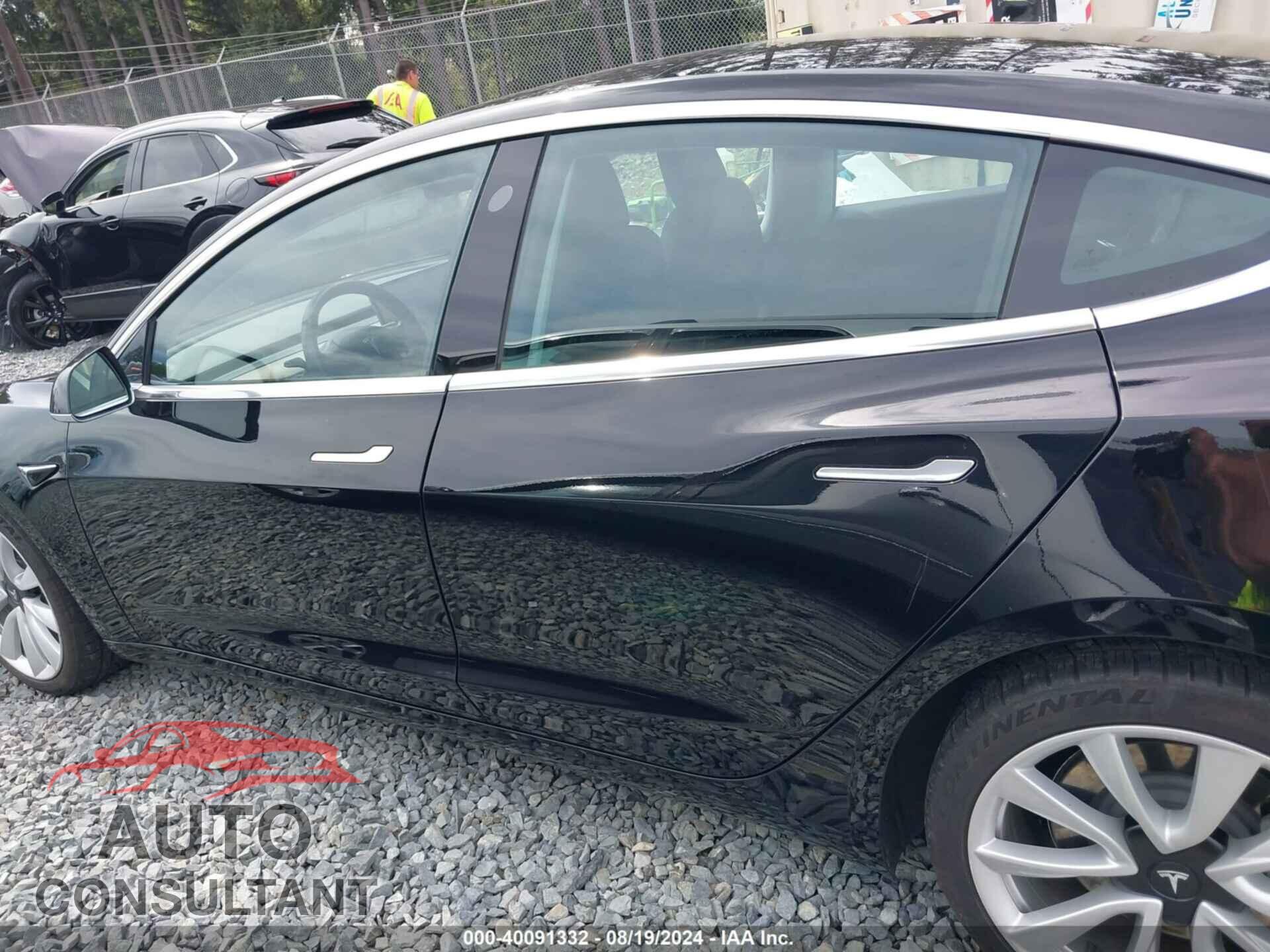 TESLA MODEL 3 2019 - 5YJ3E1EA5KF190114