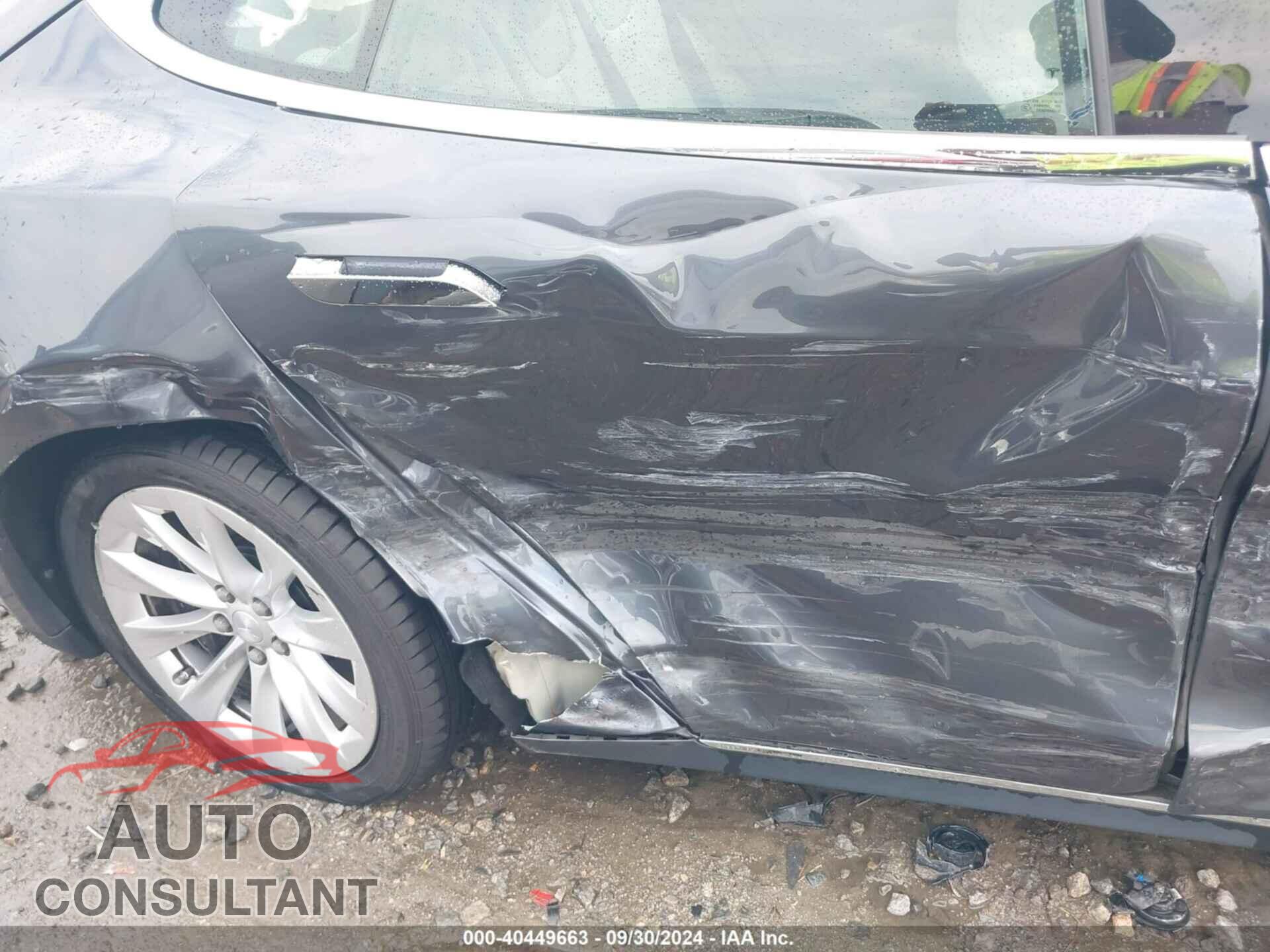 TESLA MODEL S 2016 - 5YJSA1E25GF136013