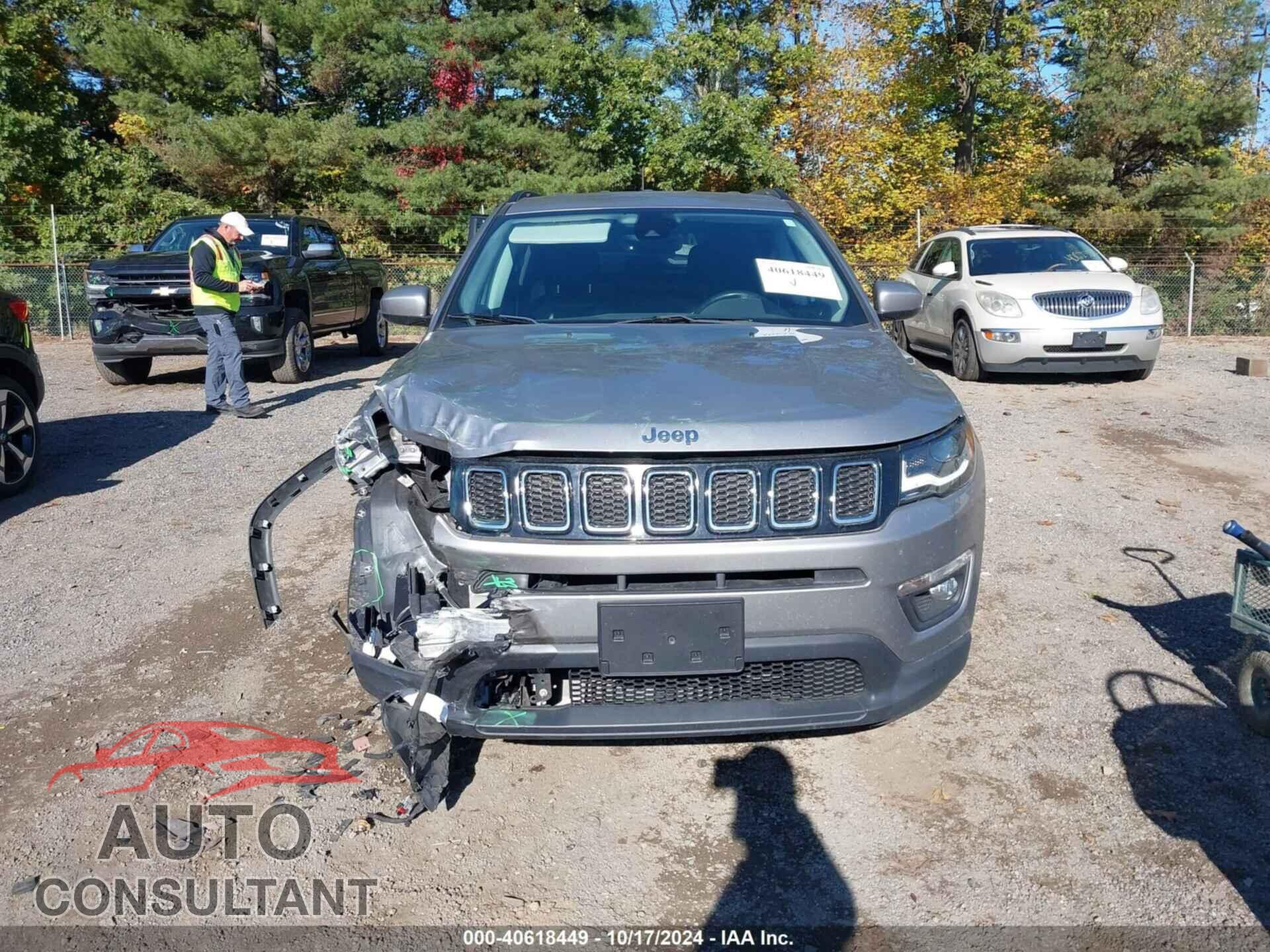 JEEP COMPASS 2018 - 3C4NJDBB5JT413884