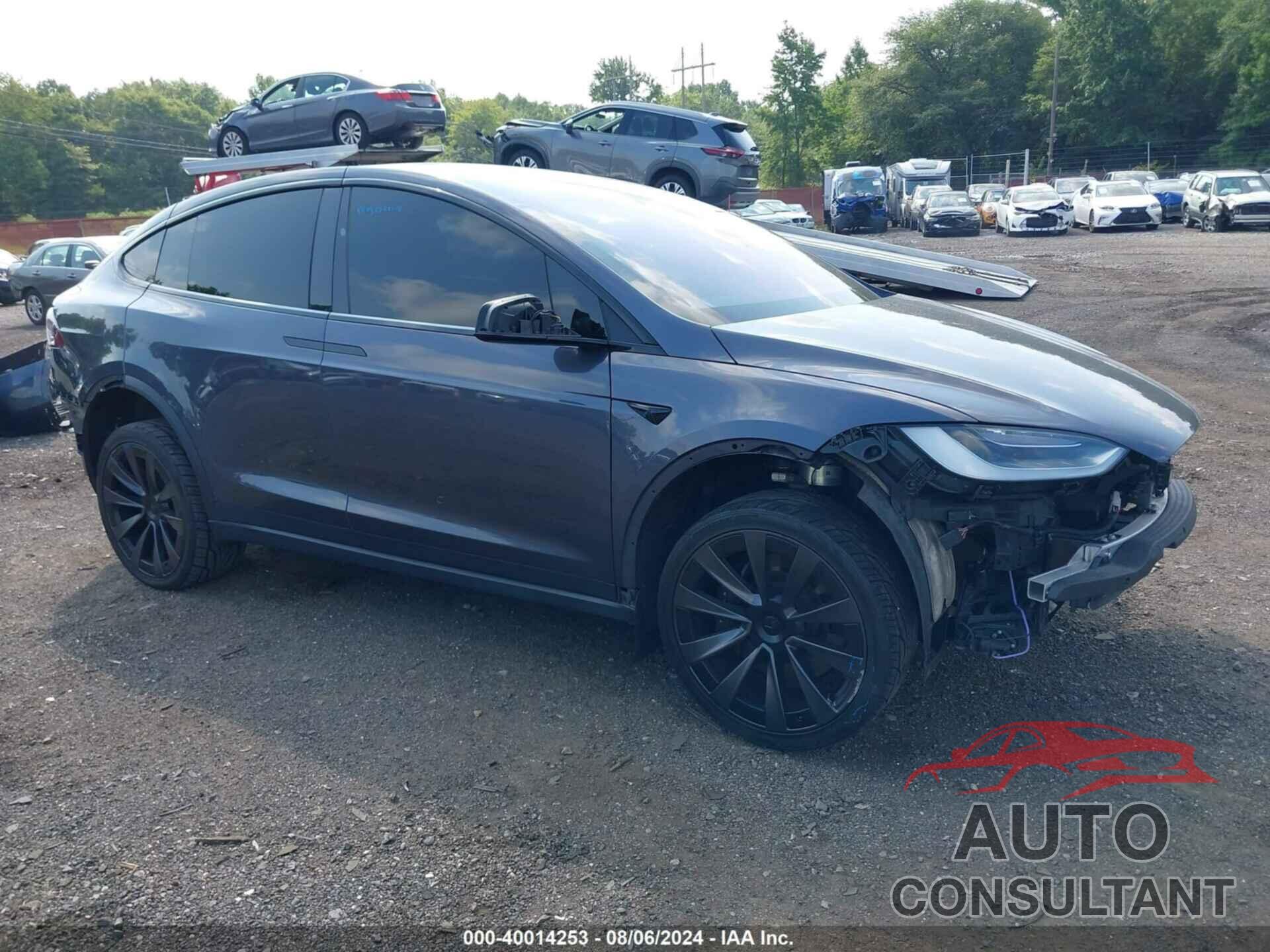 TESLA MODEL X 2022 - 7SAXCBE6XNF332960