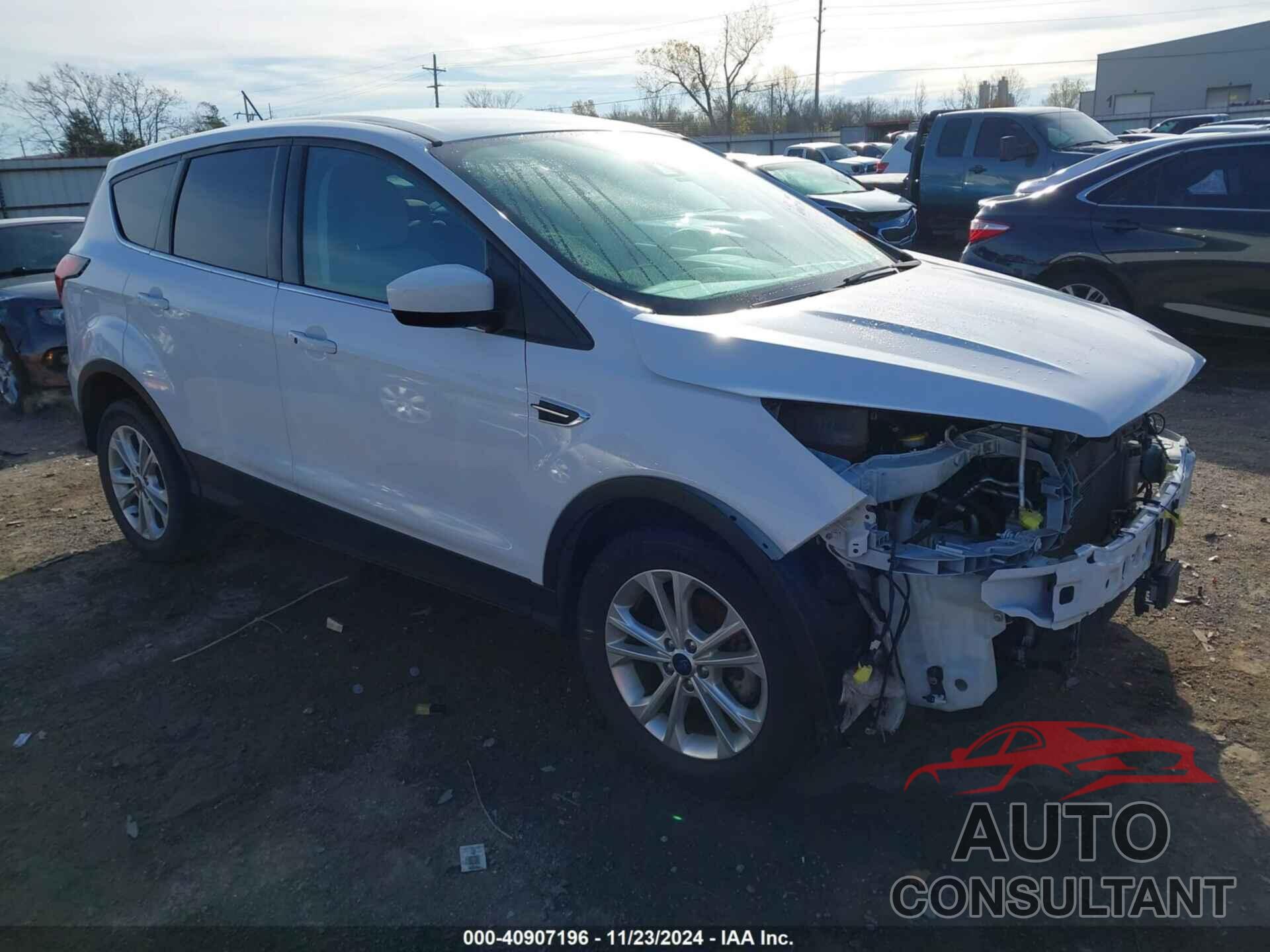 FORD ESCAPE 2019 - 1FMCU0GD0KUB65046