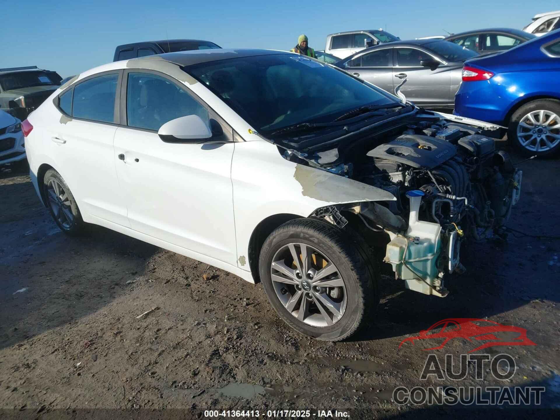 HYUNDAI ELANTRA 2018 - 5NPD84LF1JH254354