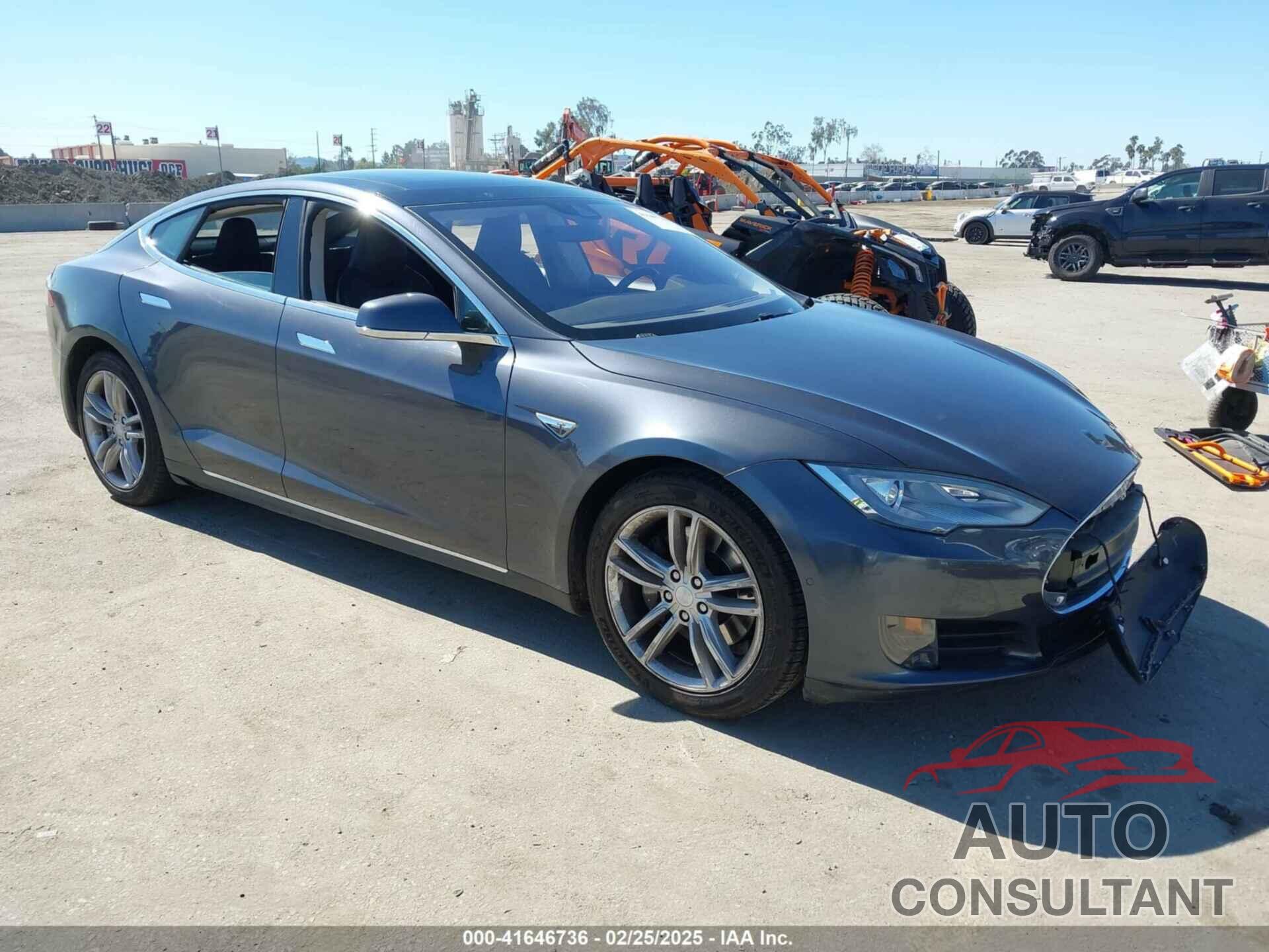 TESLA MODEL S 2015 - 5YJSA1H16FF093982