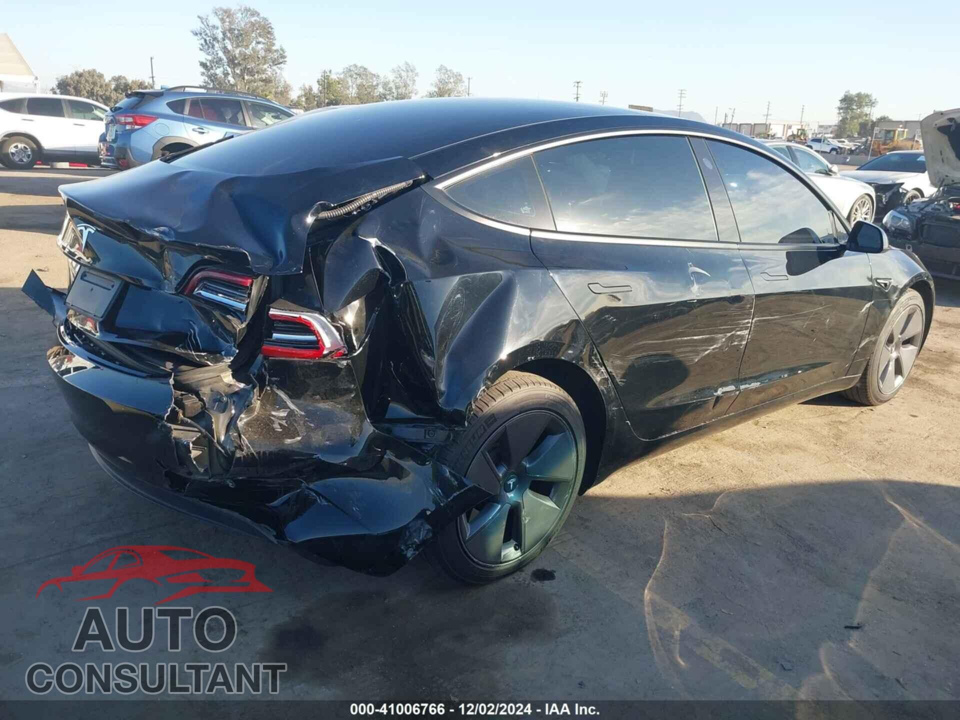 TESLA MODEL 3 2023 - 5YJ3E1EA4PF483252