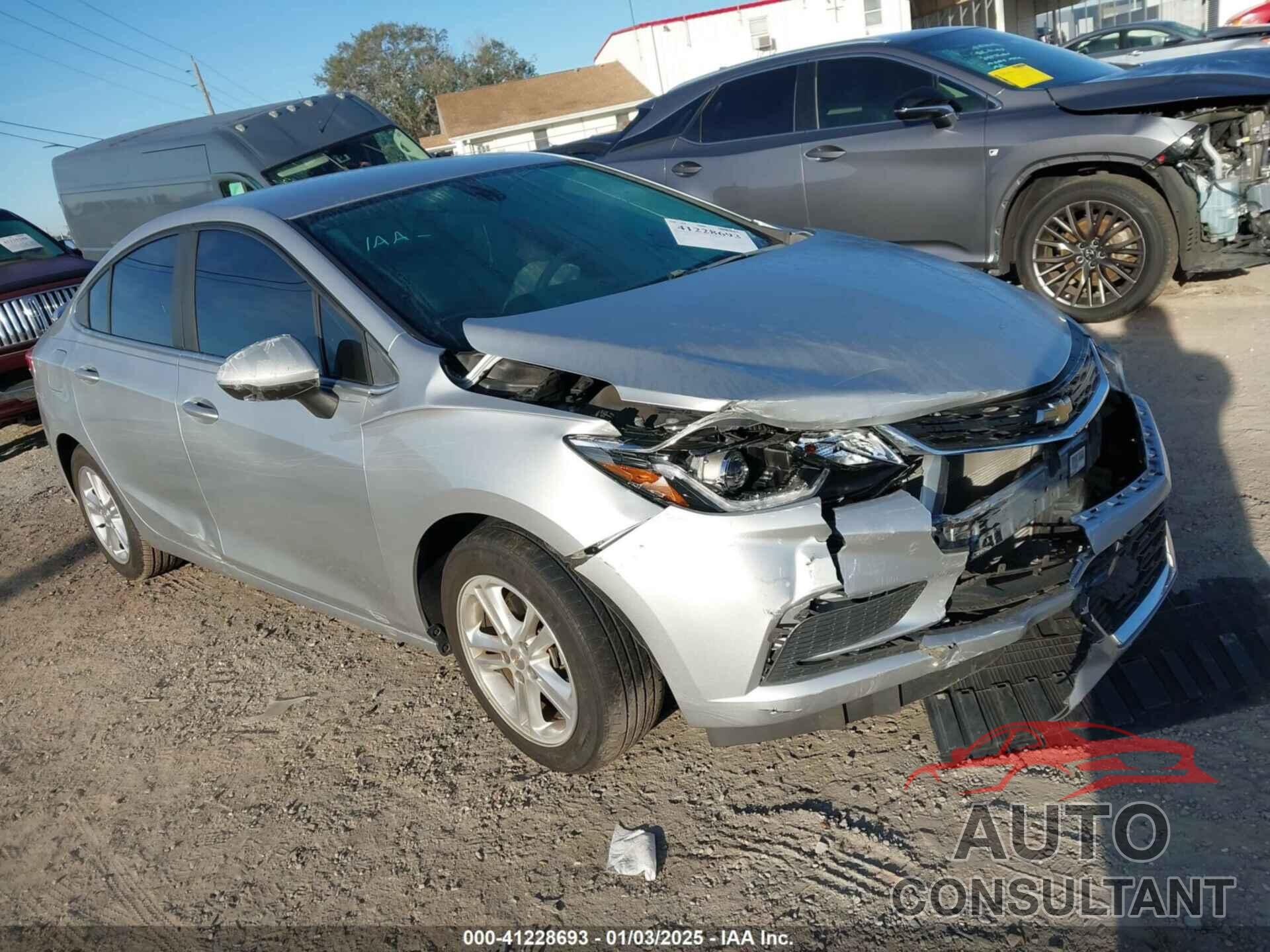 CHEVROLET CRUZE 2017 - 1G1BE5SM7H7161612