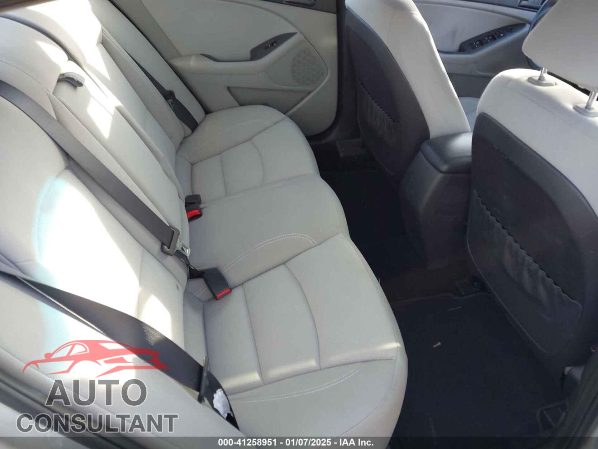 KIA OPTIMA 2013 - KNAGM4A77D5360975