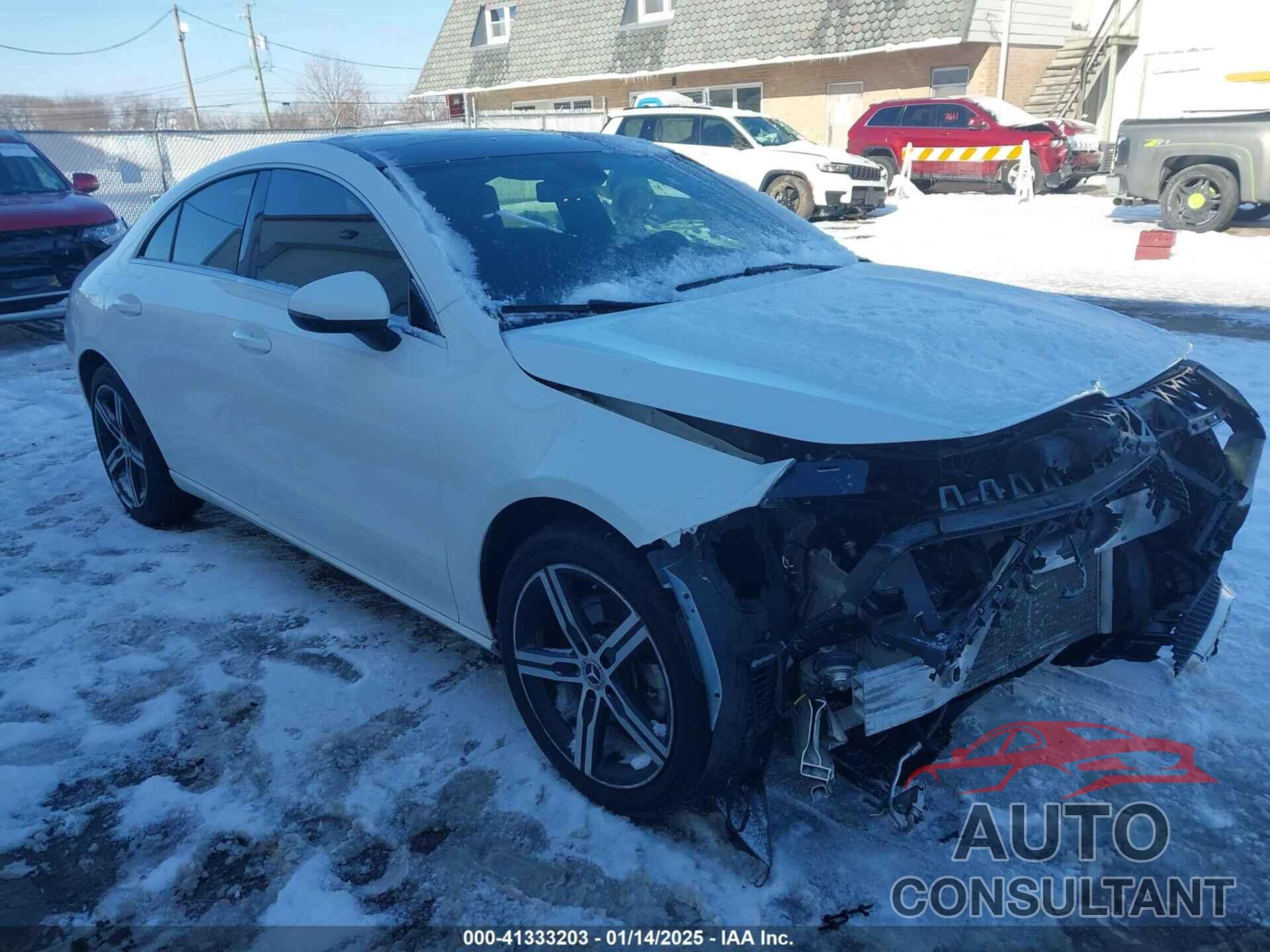 MERCEDES-BENZ CLA 250 2020 - WDD5J4HB1LN066845