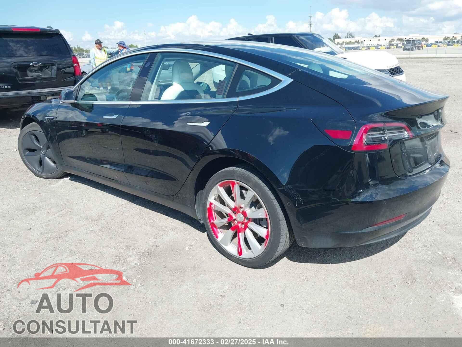 TESLA MODEL 3 2018 - 5YJ3E1EB8JF180930