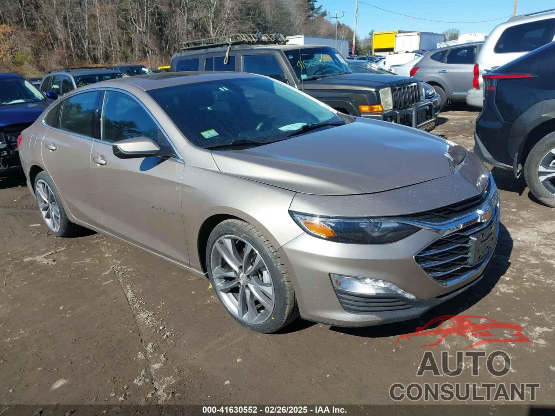 CHEVROLET MALIBU 2022 - 1G1ZD5ST4NF131610