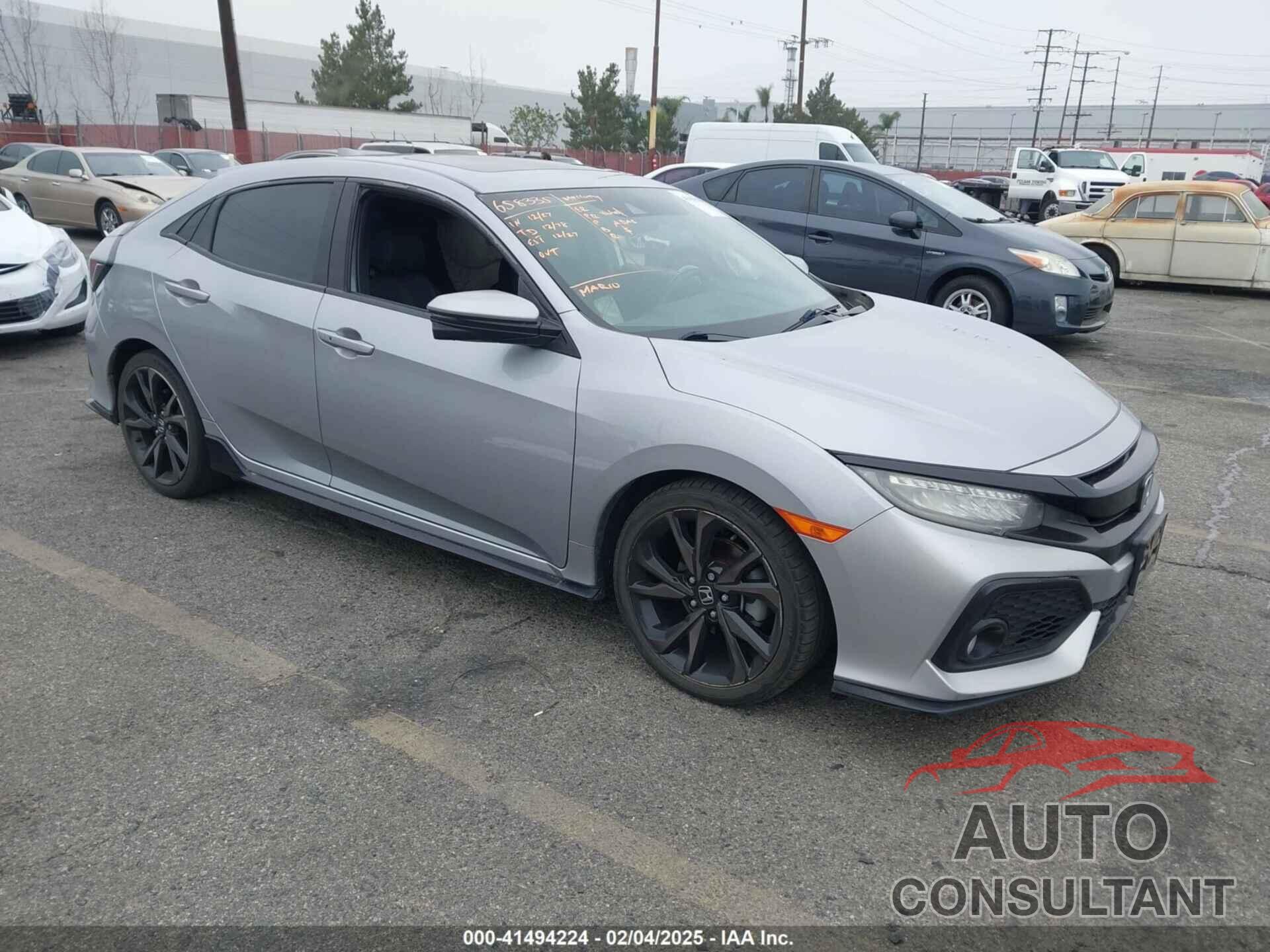 HONDA CIVIC 2018 - SHHFK7H98JU414709