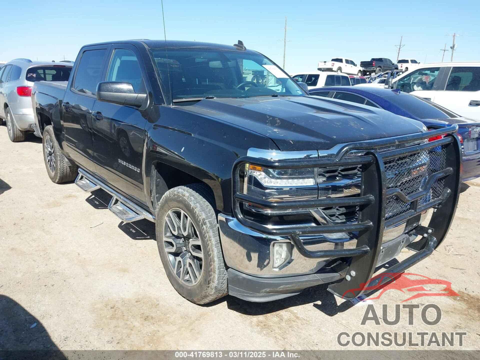 CHEVROLET SILVERADO 1500 2018 - 3GCUKREC1JG611798
