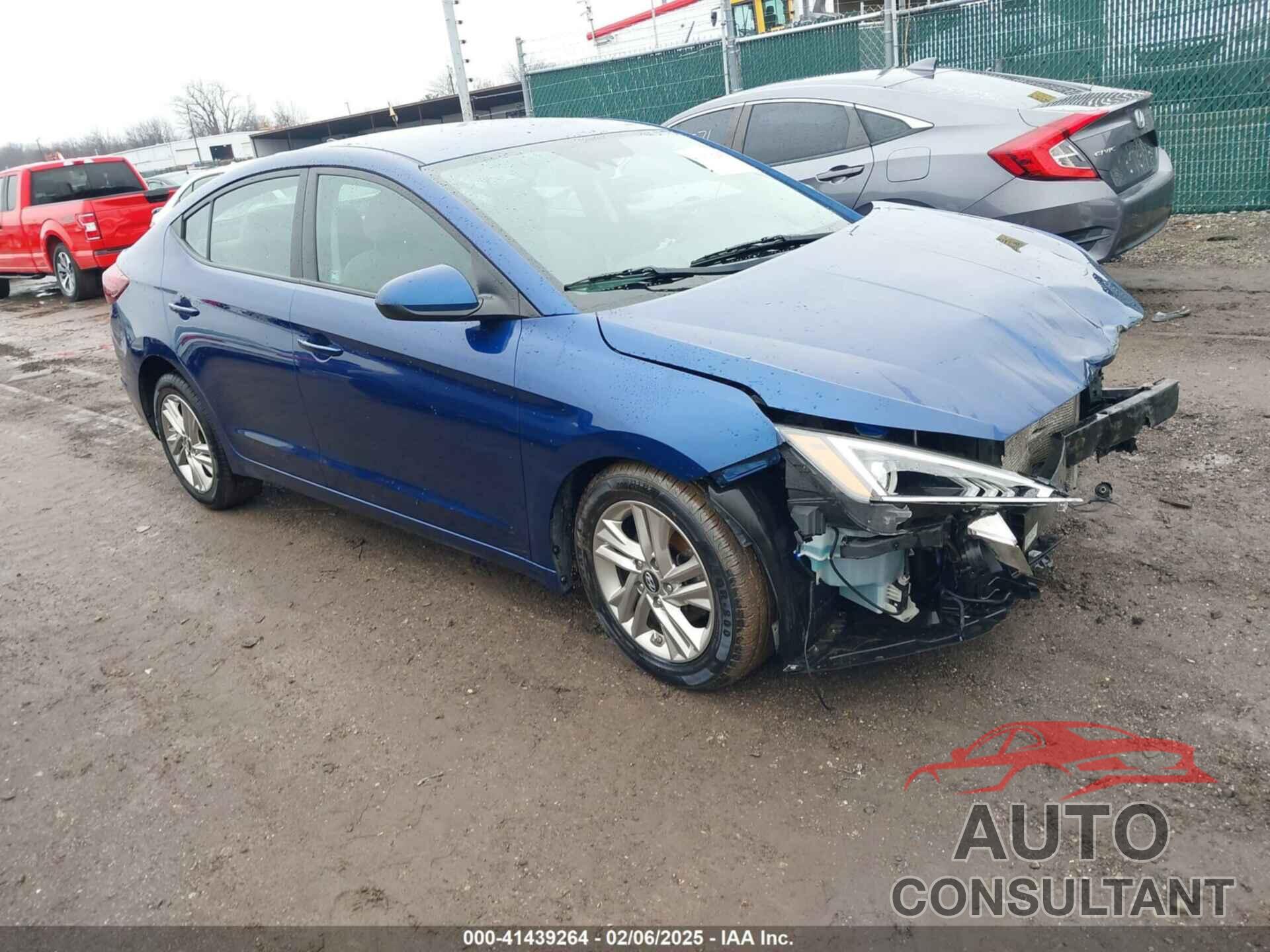 HYUNDAI ELANTRA 2019 - 5NPD84LF3KH411903