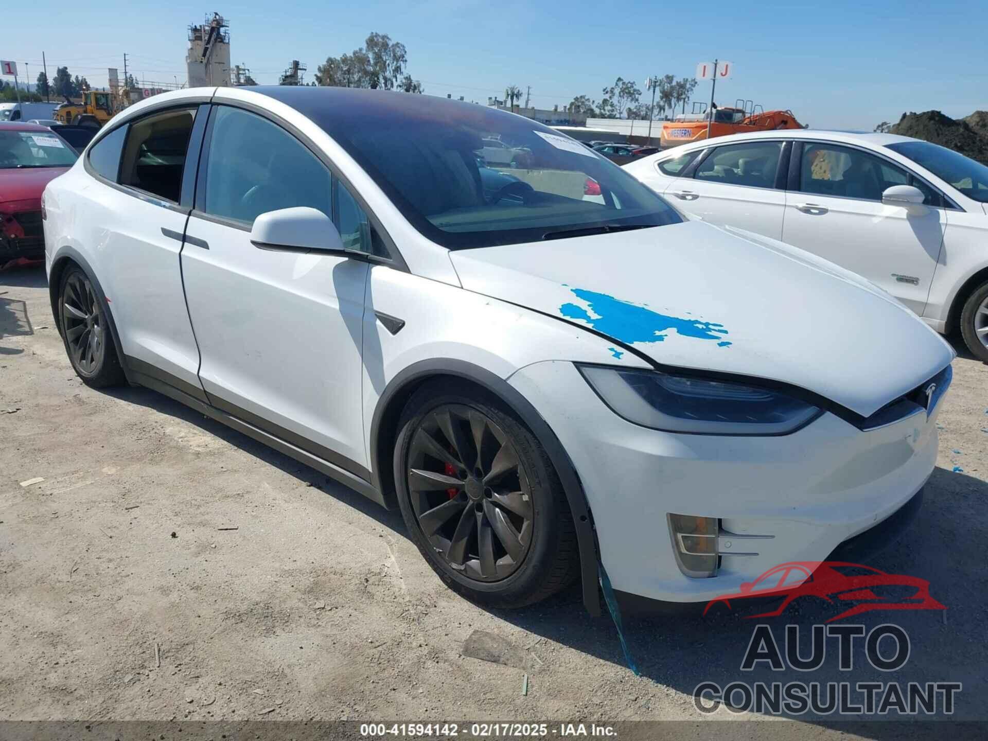TESLA MODEL X 2016 - 5YJXCBE42GF000705