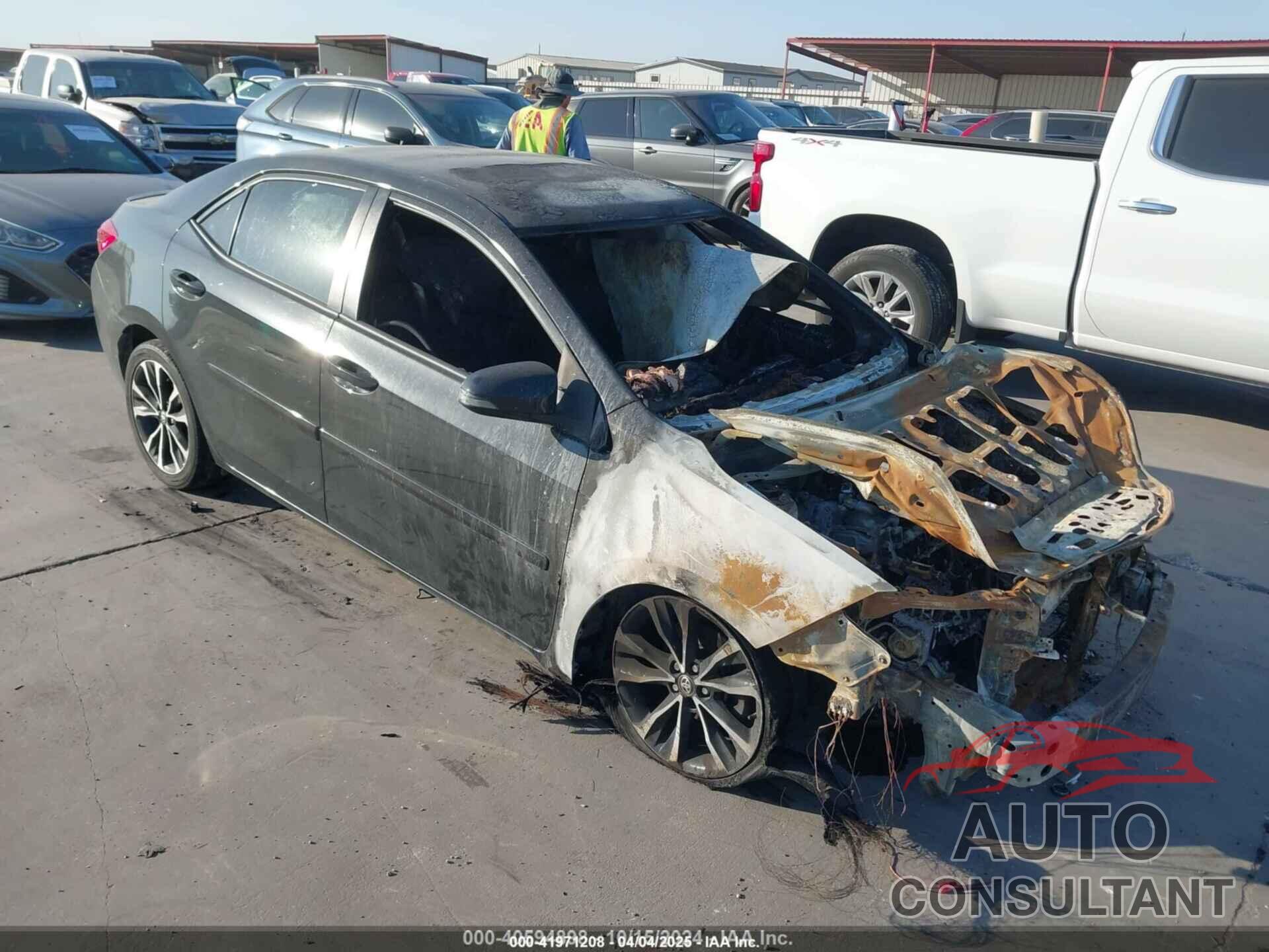 TOYOTA COROLLA 2017 - 2T1BURHE5HC944301
