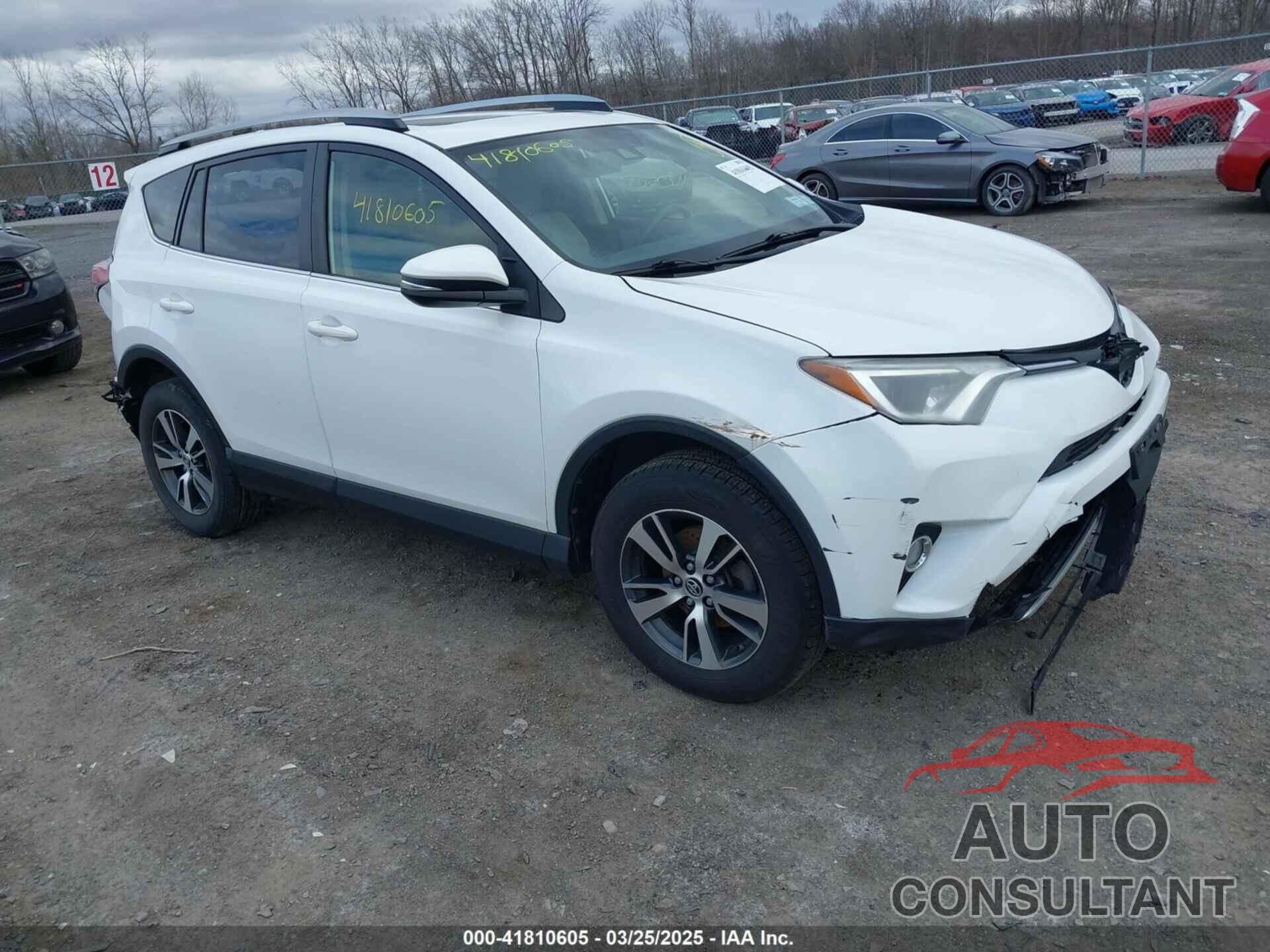 TOYOTA RAV4 2018 - JTMRFREVXJJ235208