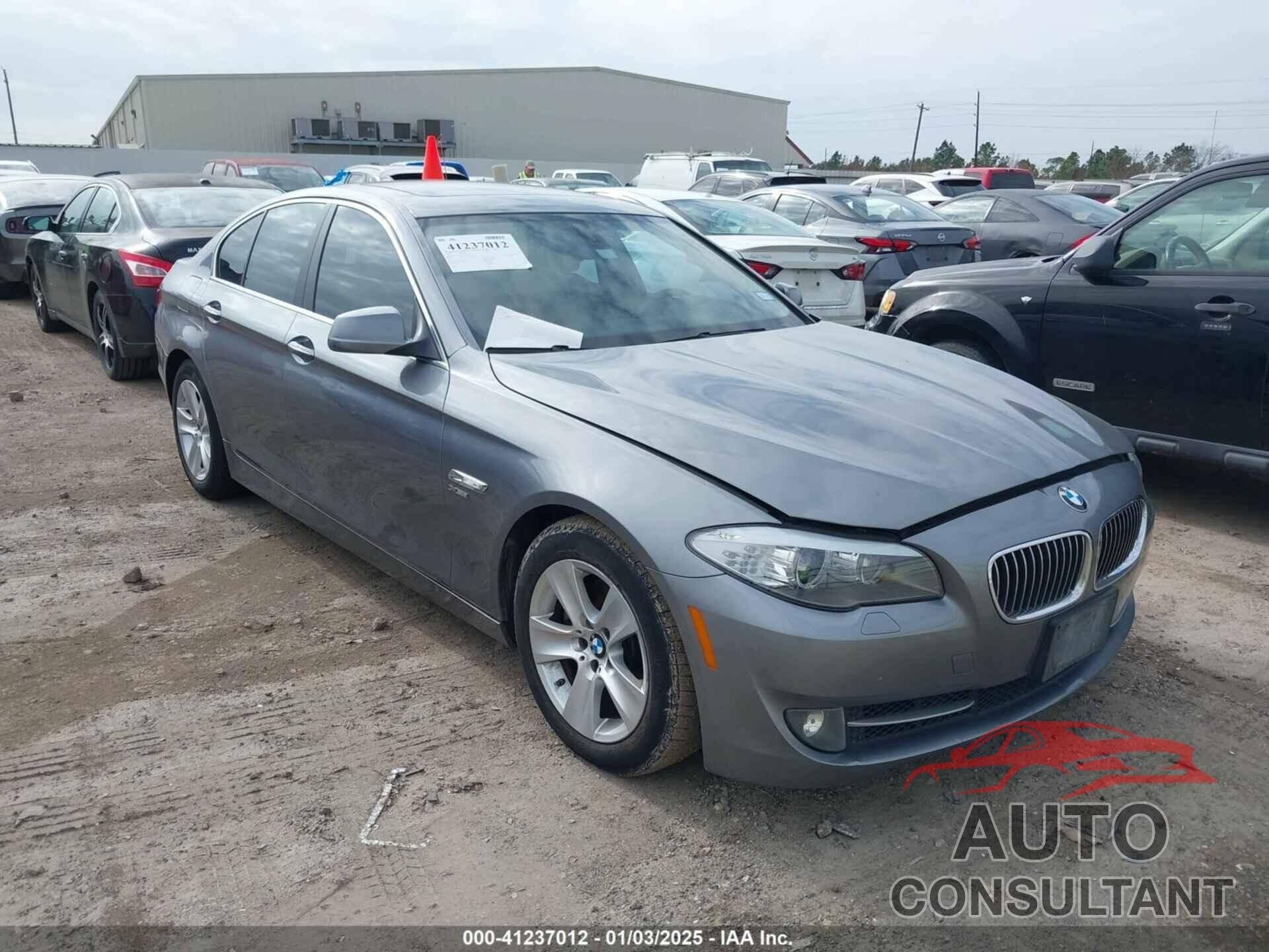 BMW 528I 2012 - WBAXH5C5XCDW10140