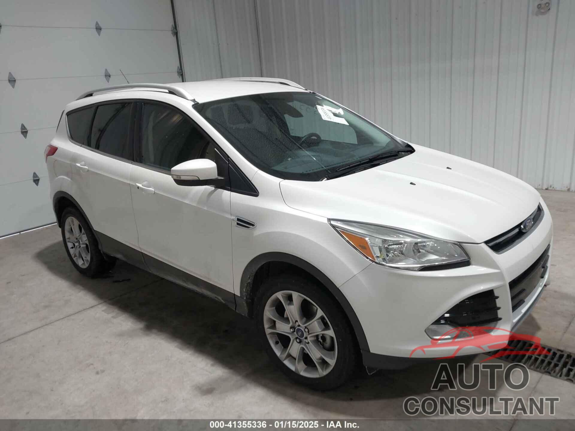 FORD ESCAPE 2015 - 1FMCU9J90FUA08597