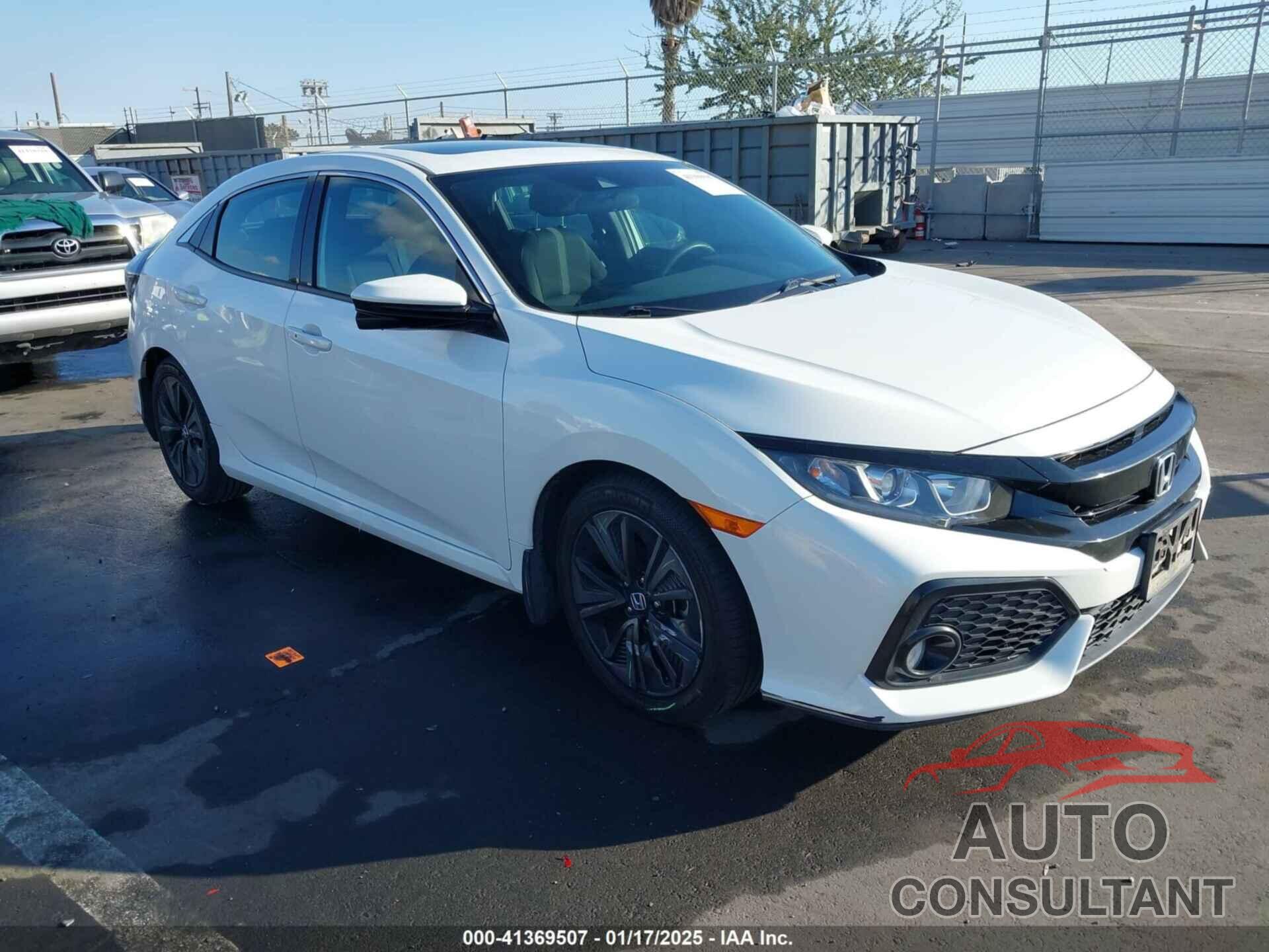 HONDA CIVIC 2019 - SHHFK7H64KU401317