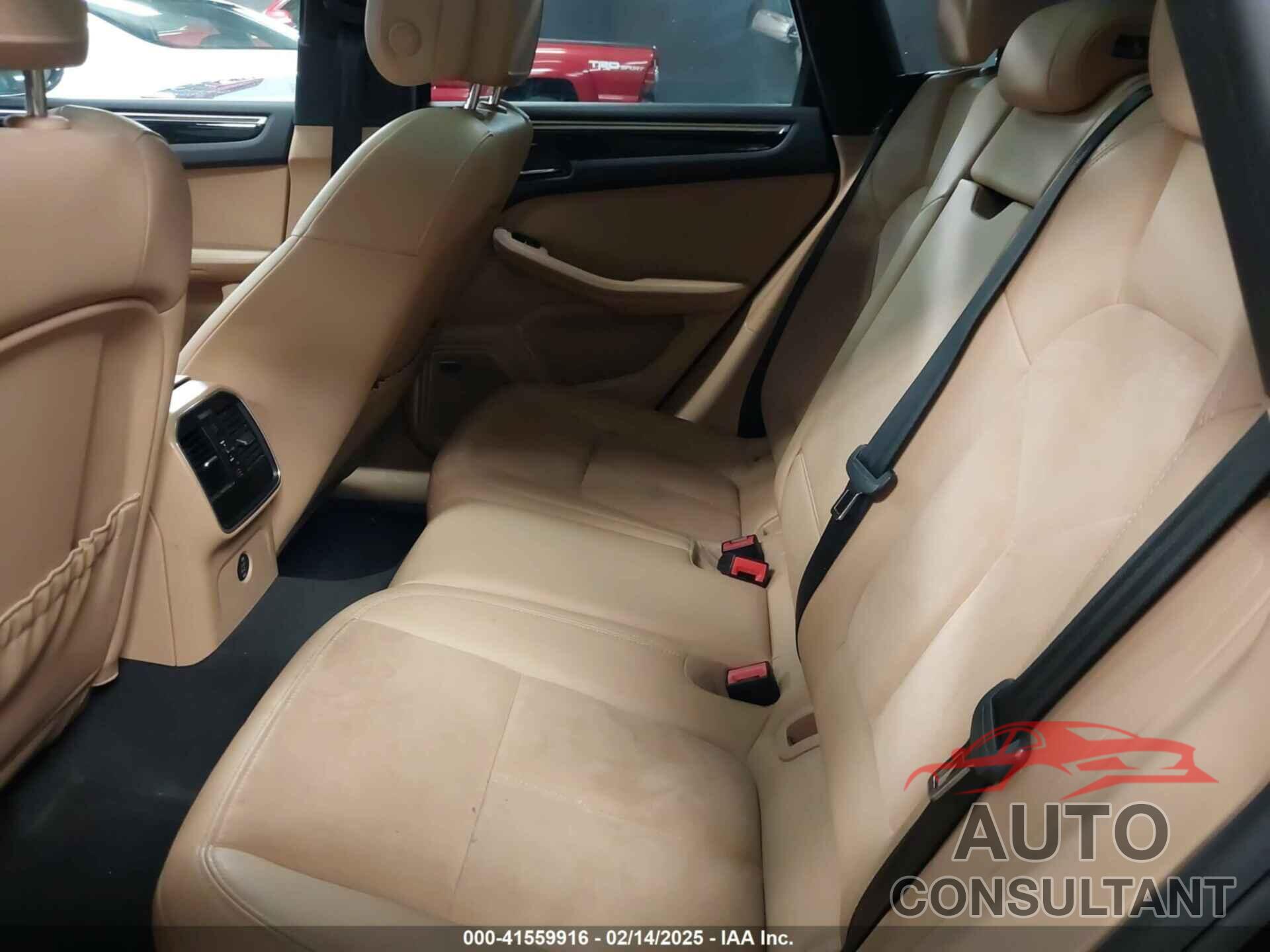 PORSCHE MACAN 2017 - WP1AA2A56HLB00636