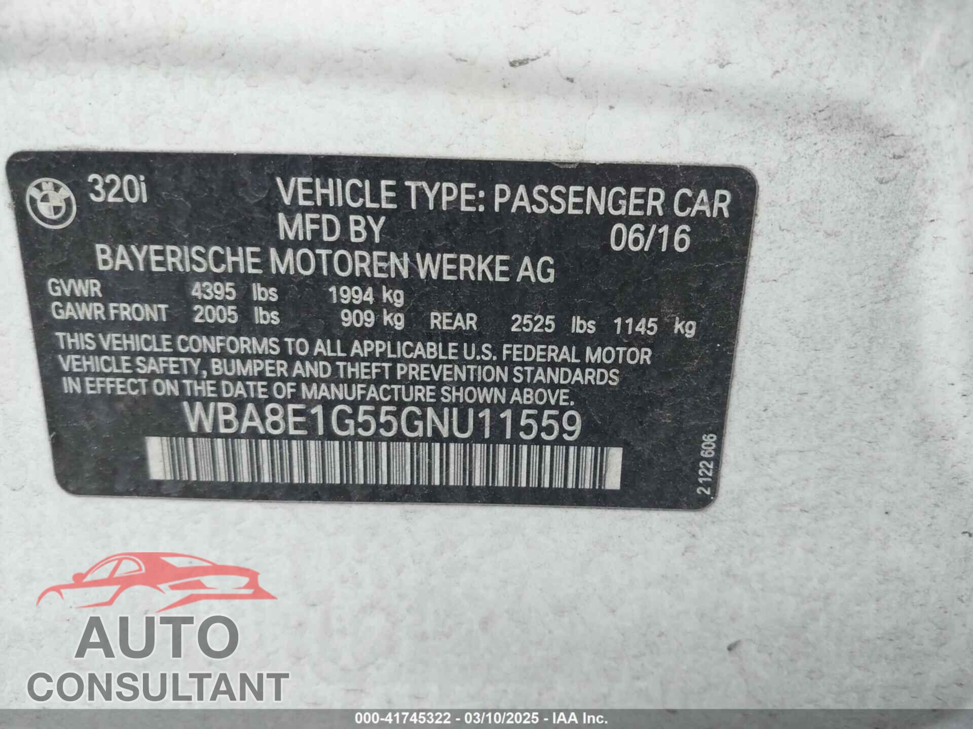 BMW 320I 2016 - WBA8E1G55GNU11559