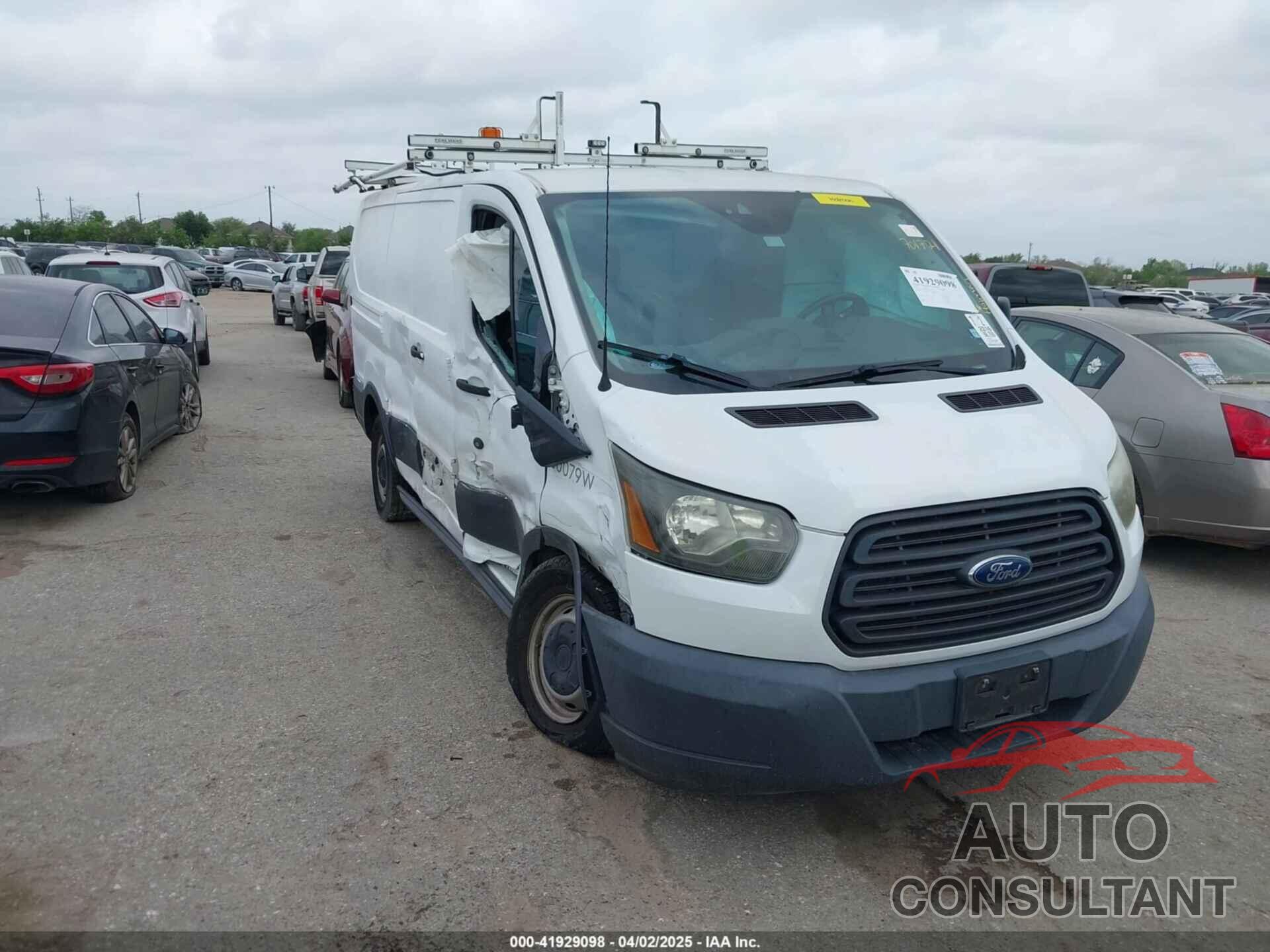 FORD TRANSIT-250 2016 - 1FTYR1ZM5GKA09697