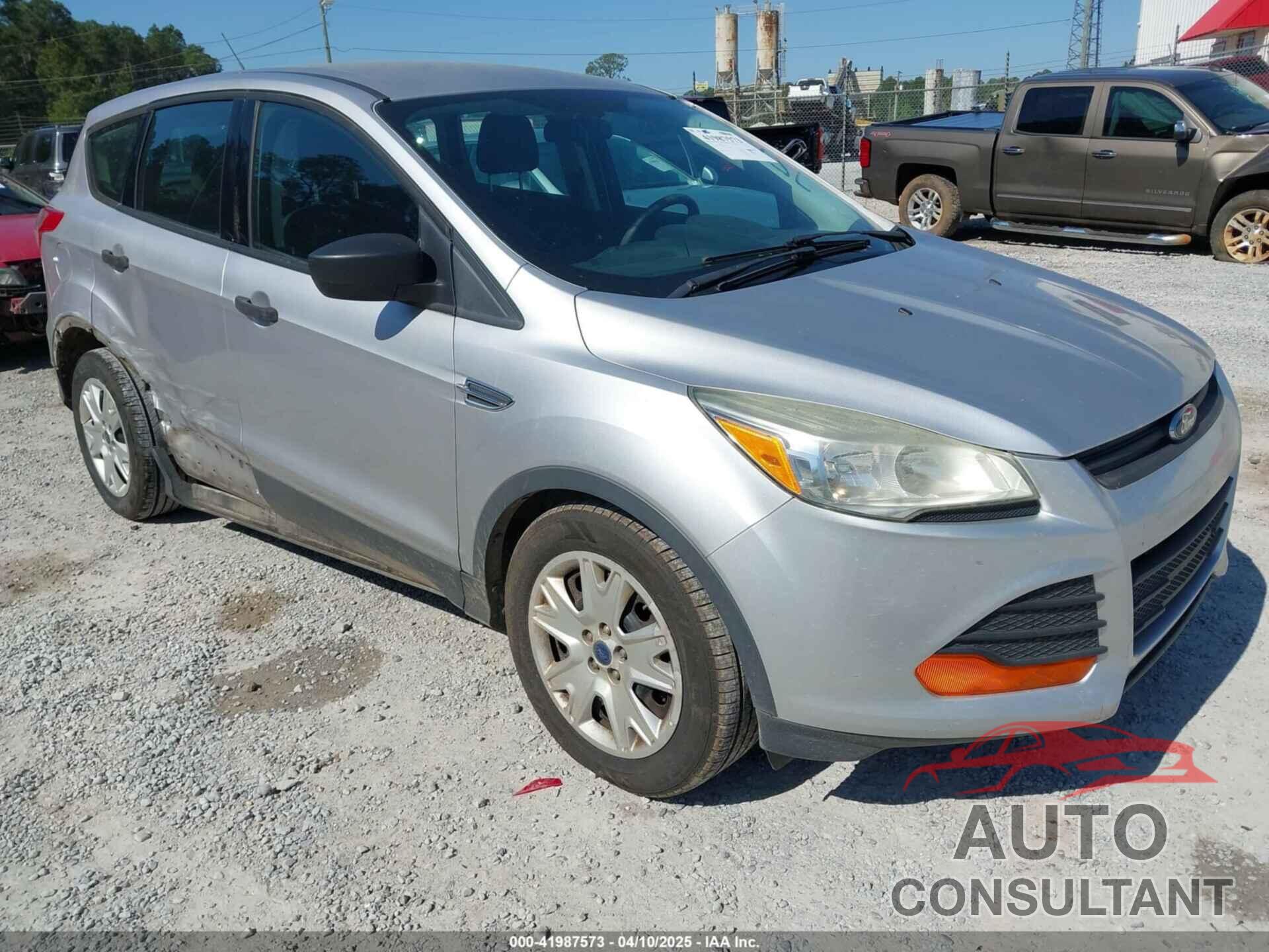 FORD ESCAPE 2015 - 1FMCU0F77FUC56008