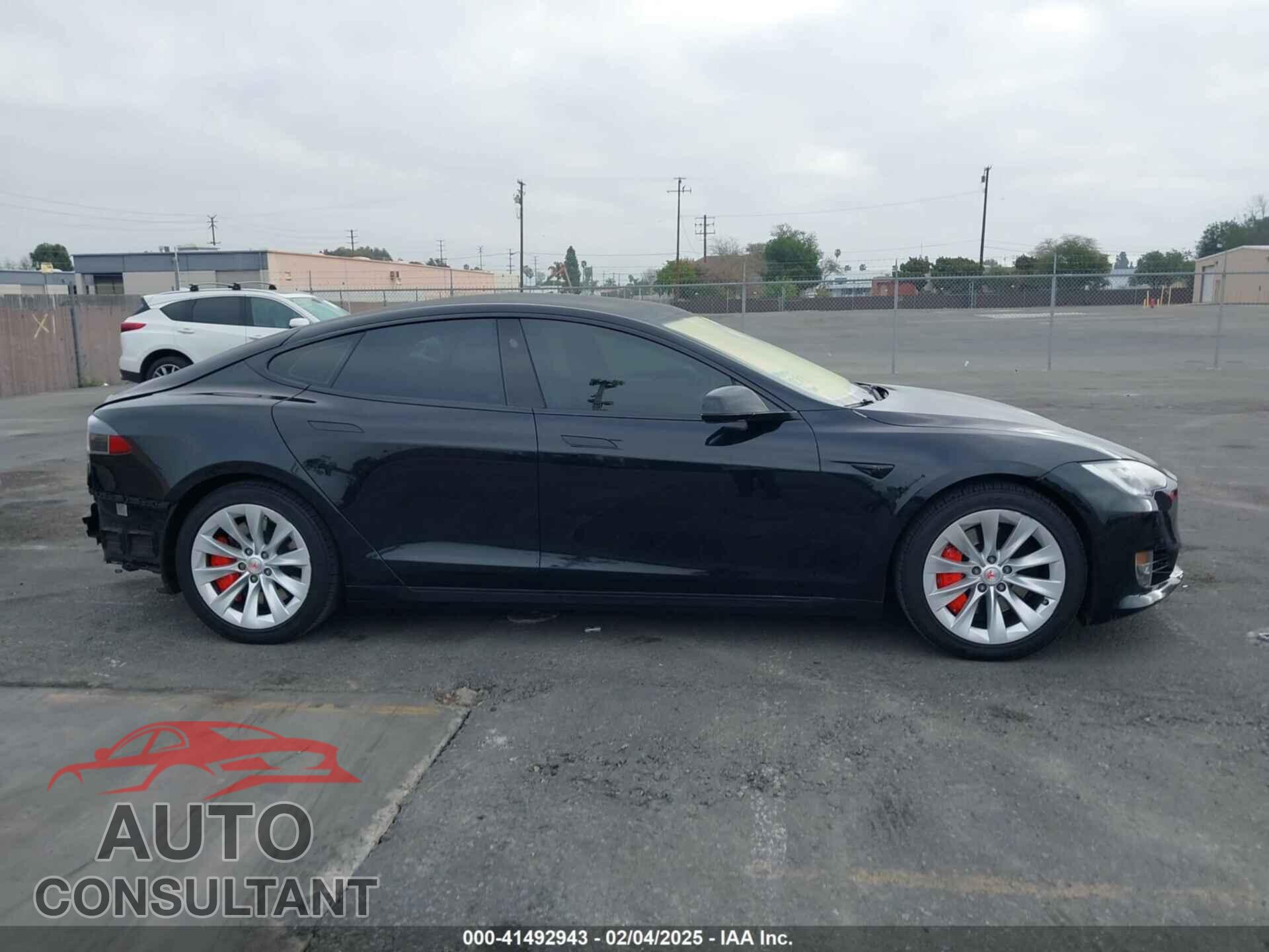 TESLA MODEL S 2017 - 5YJSA1E13HF189897