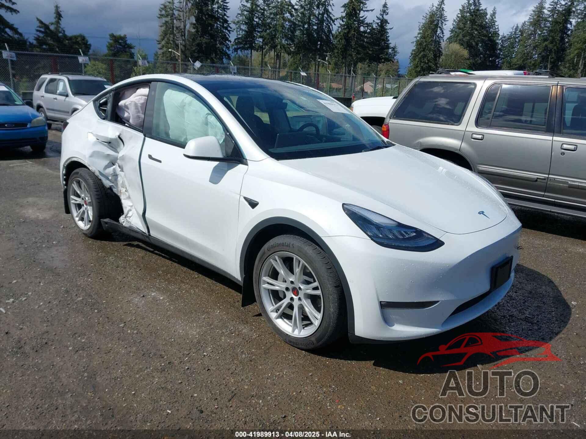 TESLA MODEL Y 2022 - 7SAYGDEE2NF443174