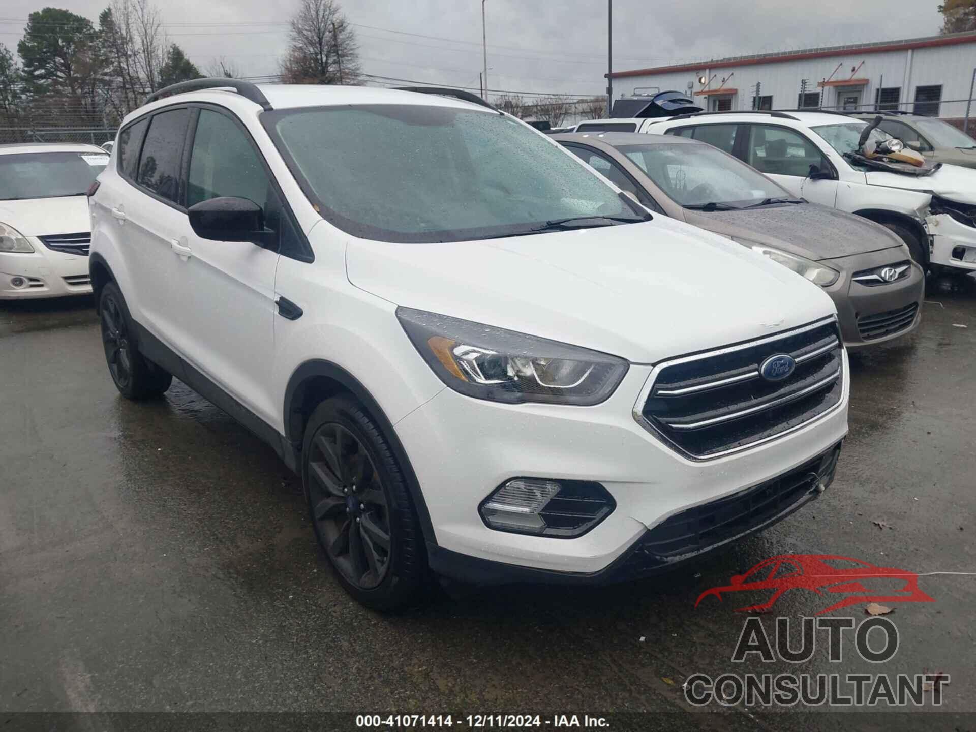 FORD ESCAPE 2019 - 1FMCU0GD8KUC19256