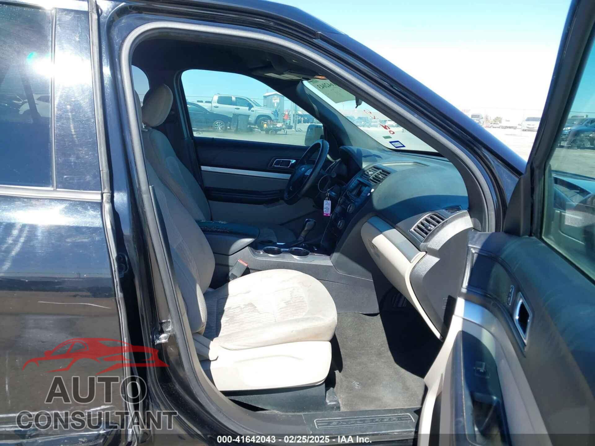 FORD EXPLORER 2018 - 1FM5K7B8XJGB78093