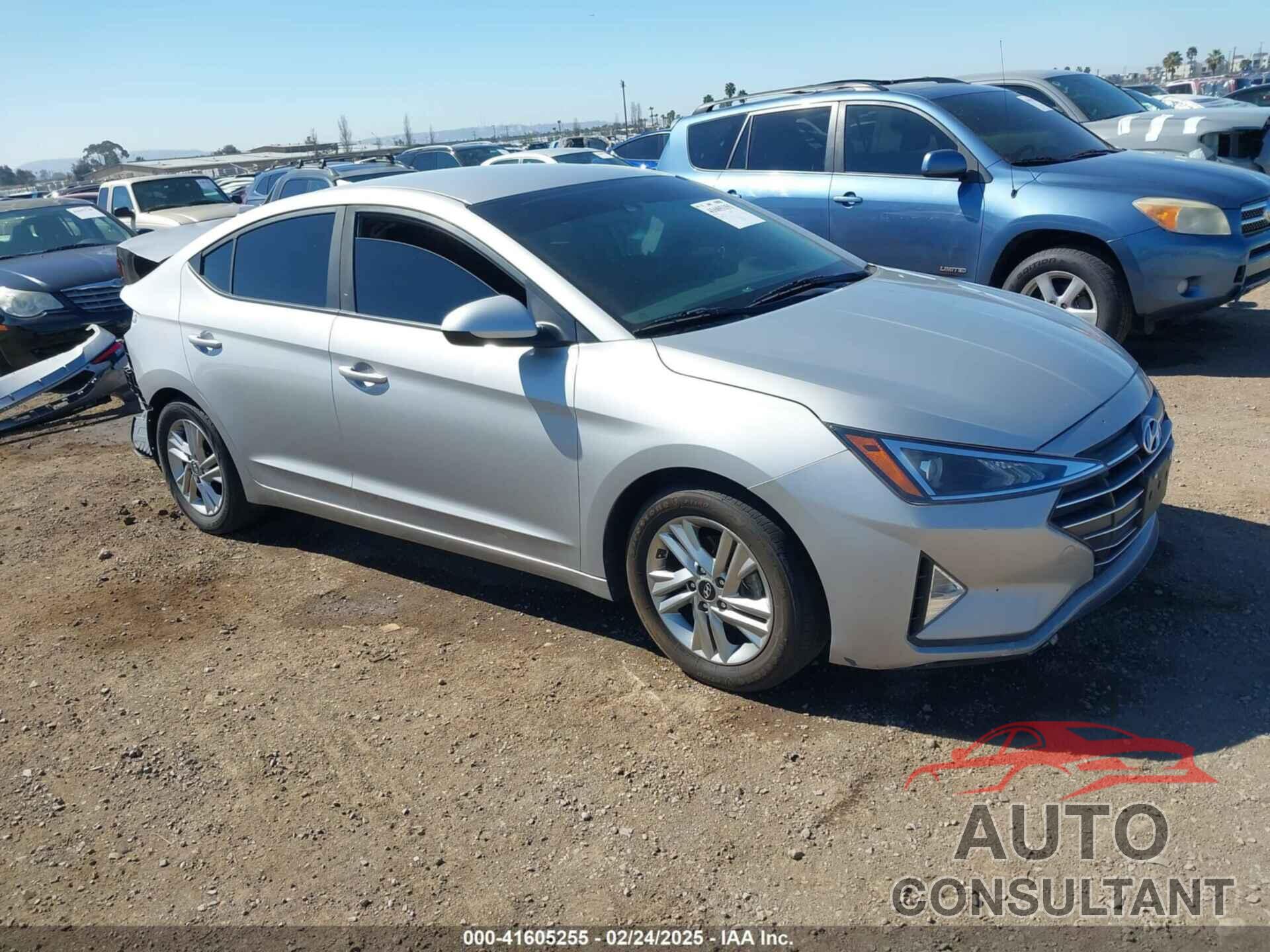 HYUNDAI ELANTRA 2020 - KMHD84LF7LU021230