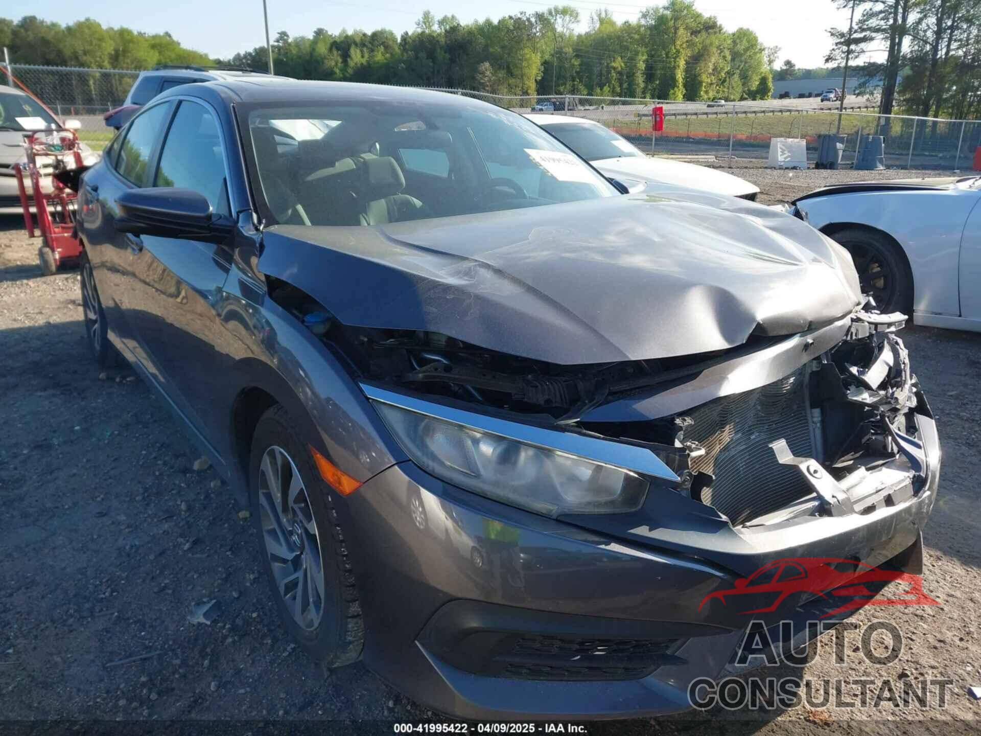 HONDA CIVIC 2017 - 2HGFC2F77HH567347