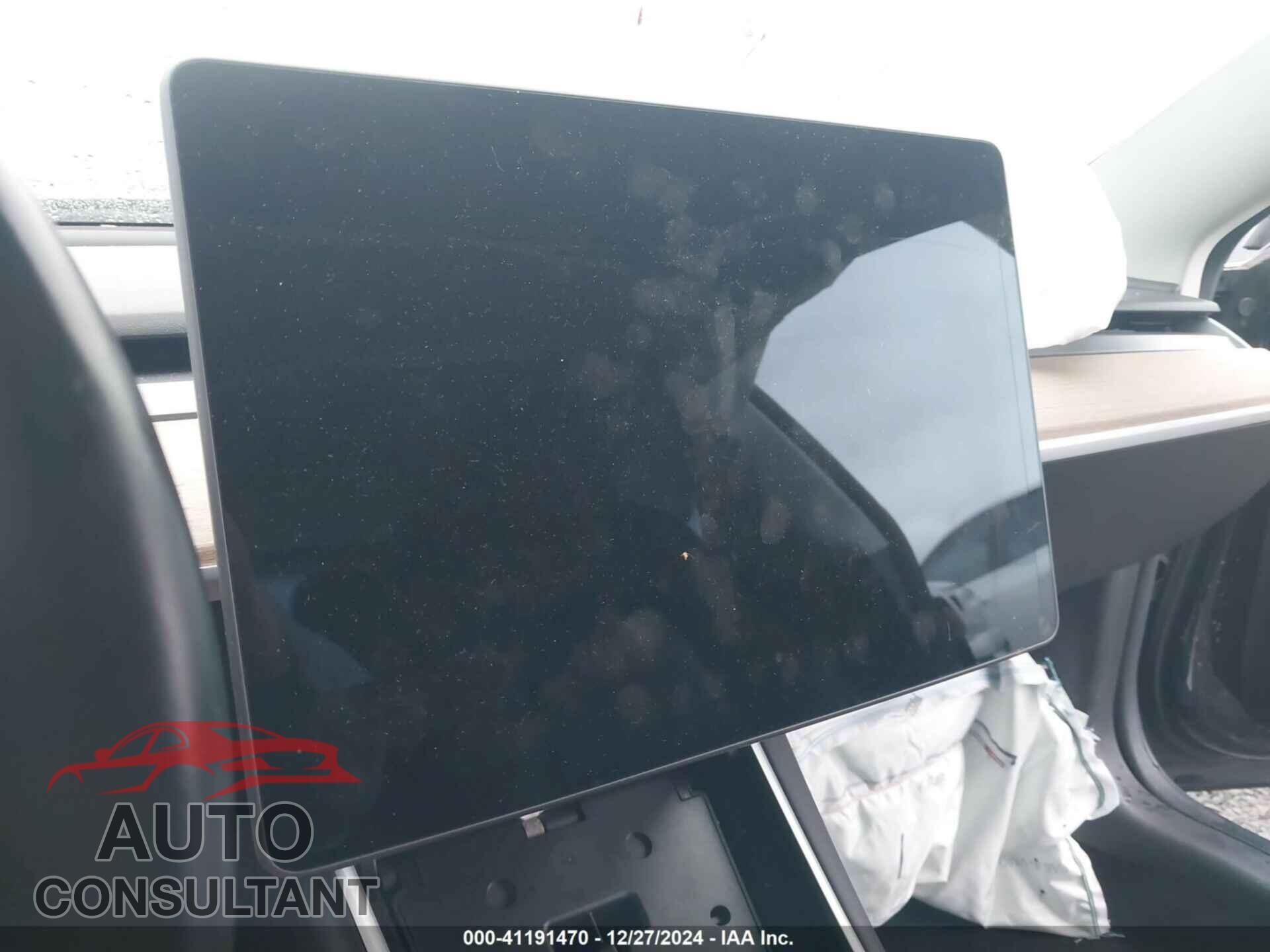 TESLA MODEL 3 2018 - 5YJ3E1EB7JF090569