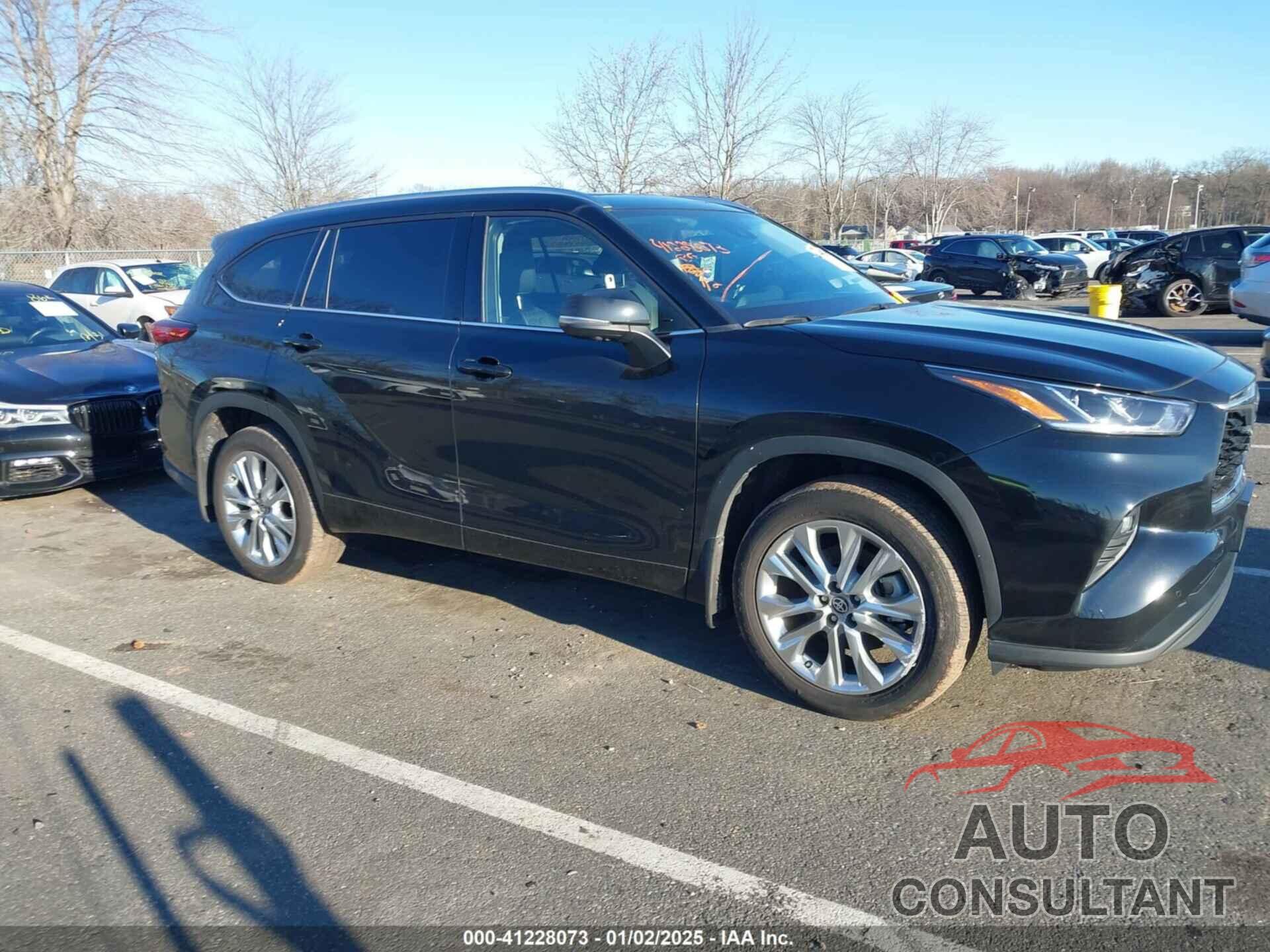 TOYOTA HIGHLANDER 2023 - 5TDKDRBH6PS035136