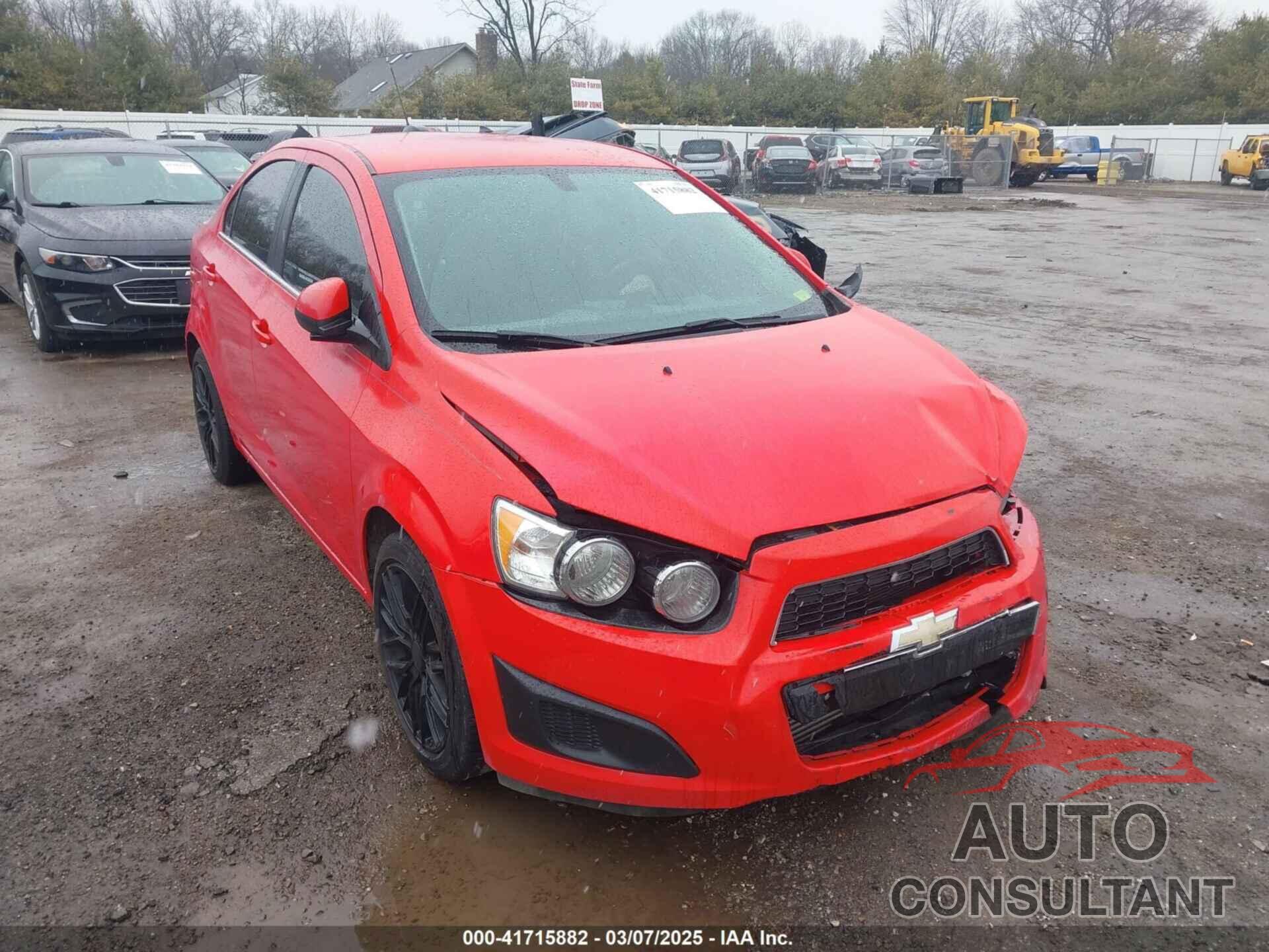 CHEVROLET SONIC 2015 - 1G1JC5SBXF4179097