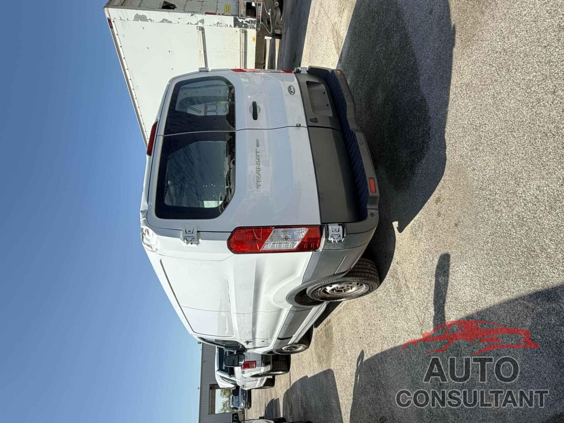 FORD TRANSIT-150 2017 - 1FTYE1YM8HKA76809