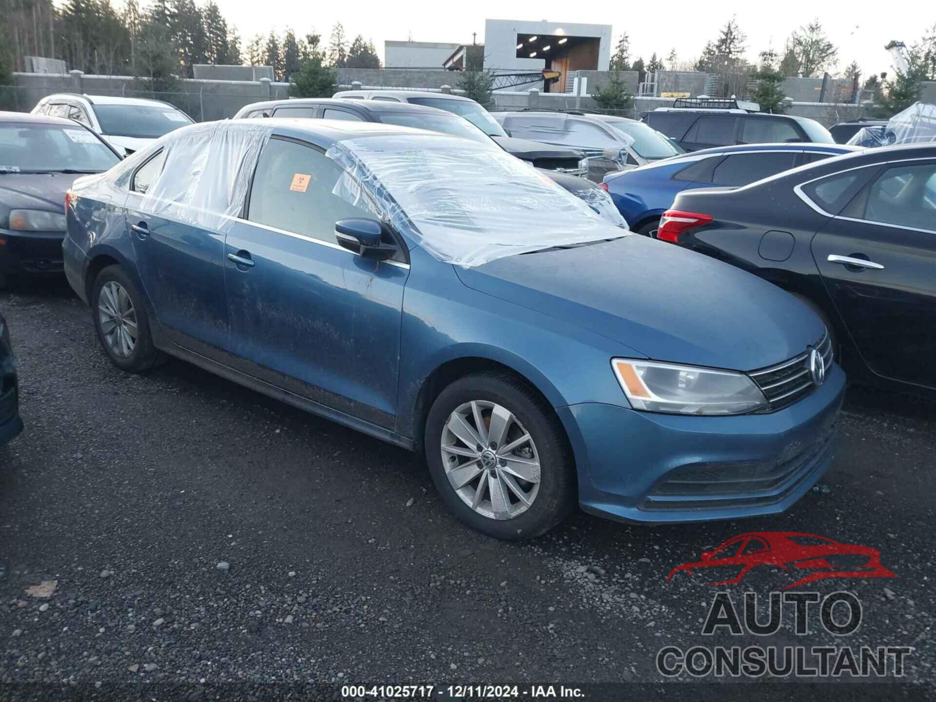 VOLKSWAGEN JETTA 2015 - 3VWD17AJ1FM295627