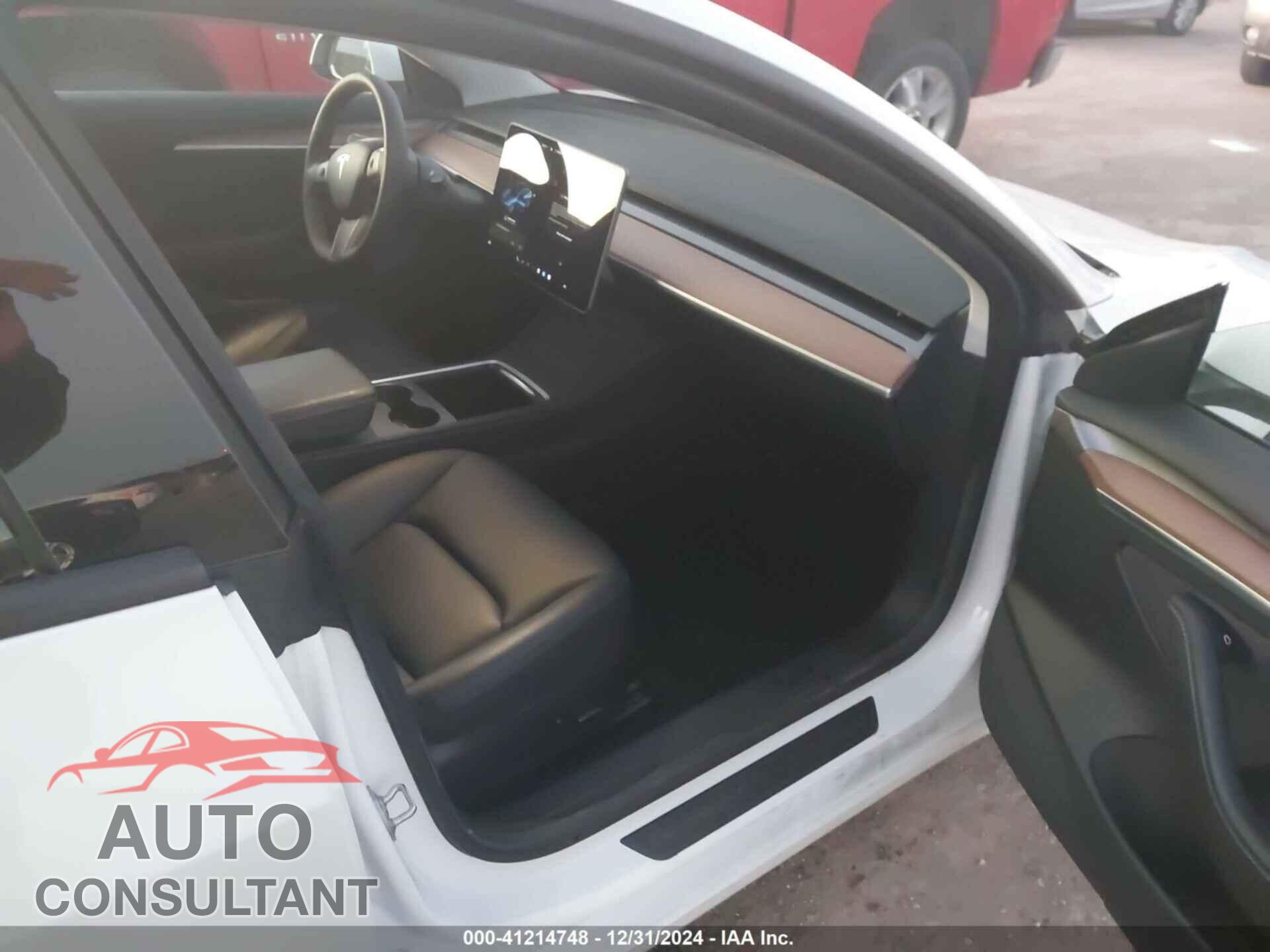 TESLA MODEL 3 2021 - 5YJ3E1EA3MF043860