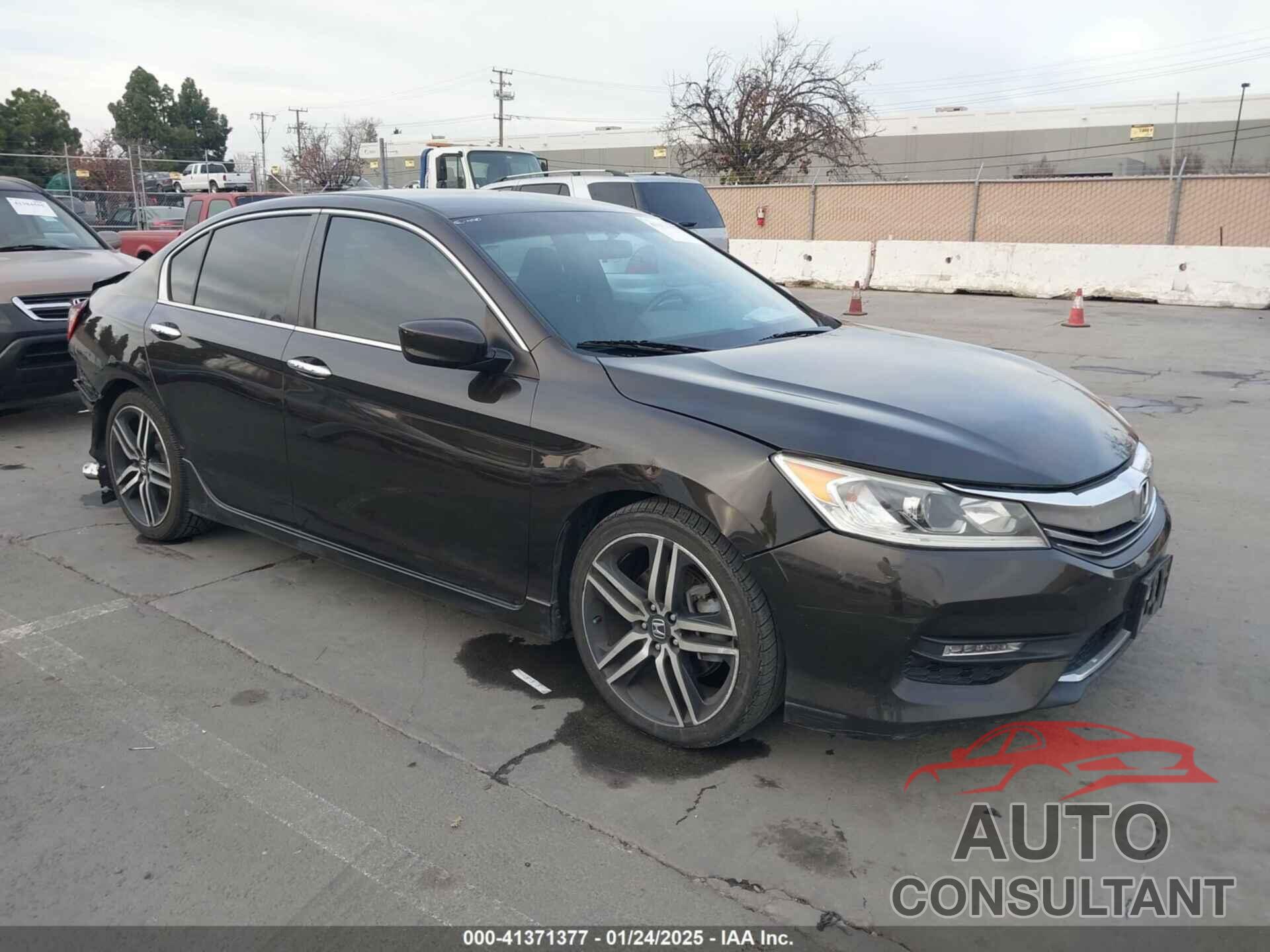 HONDA ACCORD 2017 - 1HGCR2F58HA076557