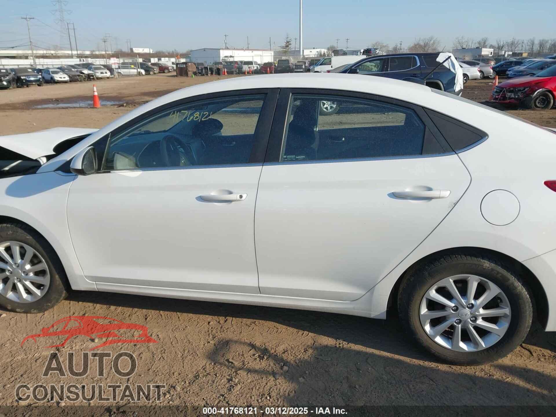 HYUNDAI ACCENT 2019 - 3KPC24A39KE070324