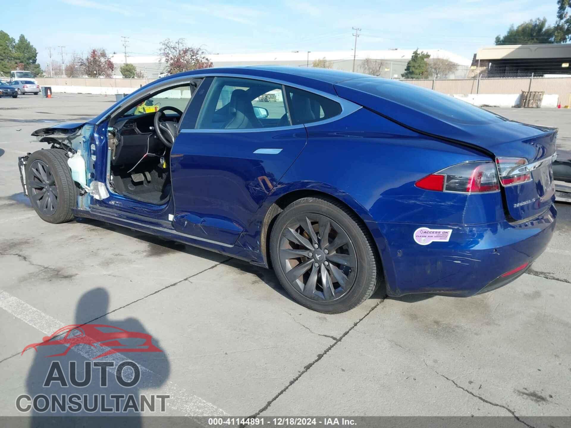 TESLA MODEL S 2018 - 5YJSA1E26JF295615