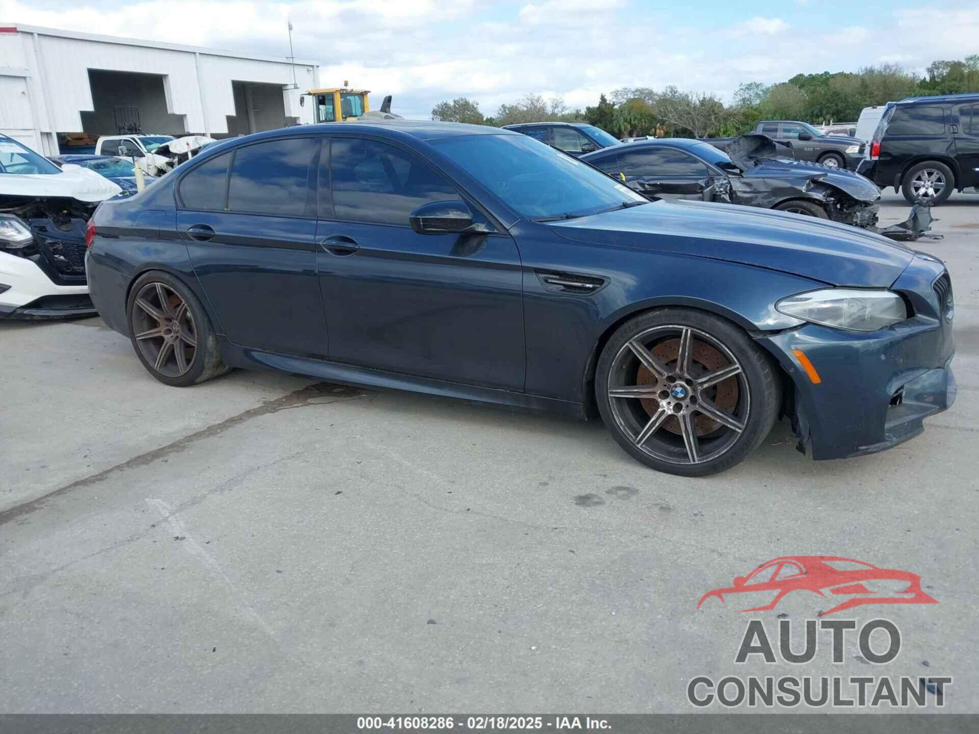 BMW M5 2013 - WBSFV9C59DD096774