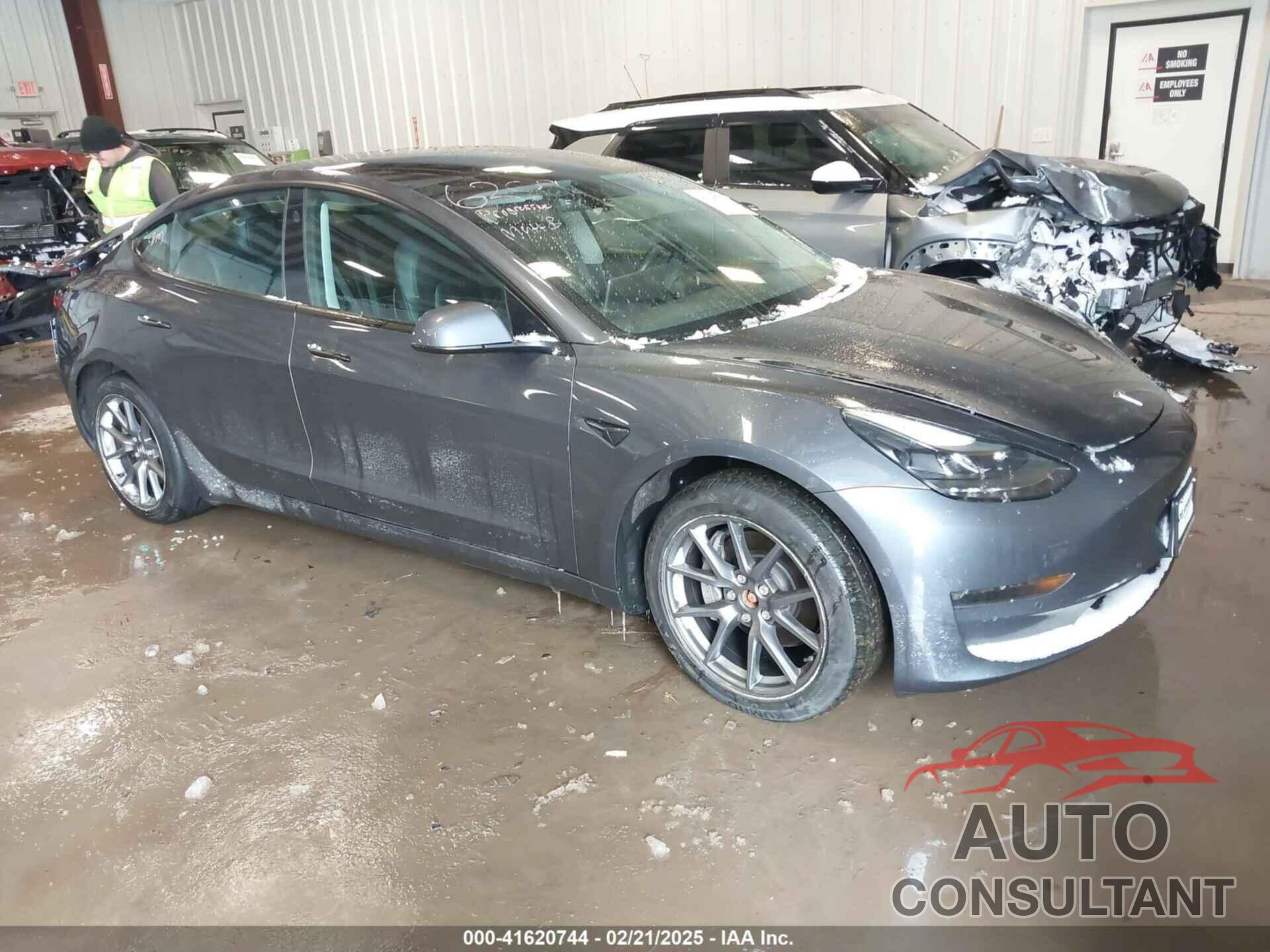 TESLA MODEL 3 2022 - 5YJ3E1EB6NF191558