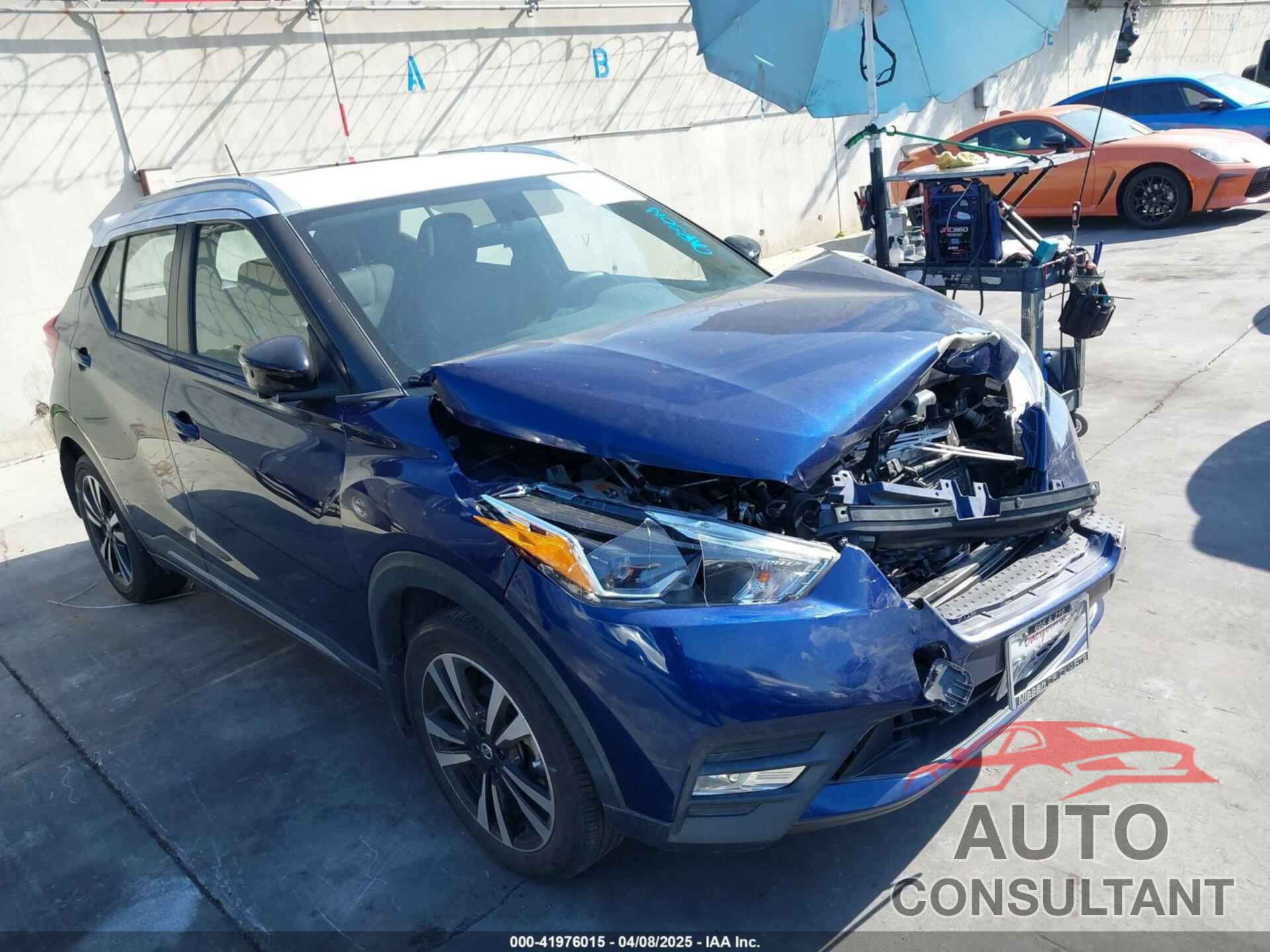 NISSAN KICKS 2019 - 3N1CP5CU5KL517856