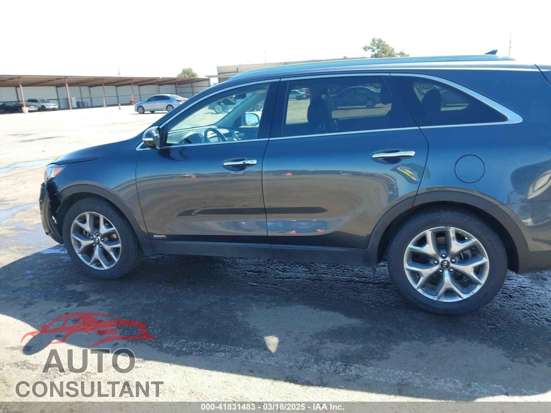 KIA SORENTO 2019 - 5XYPHDA58KG608564