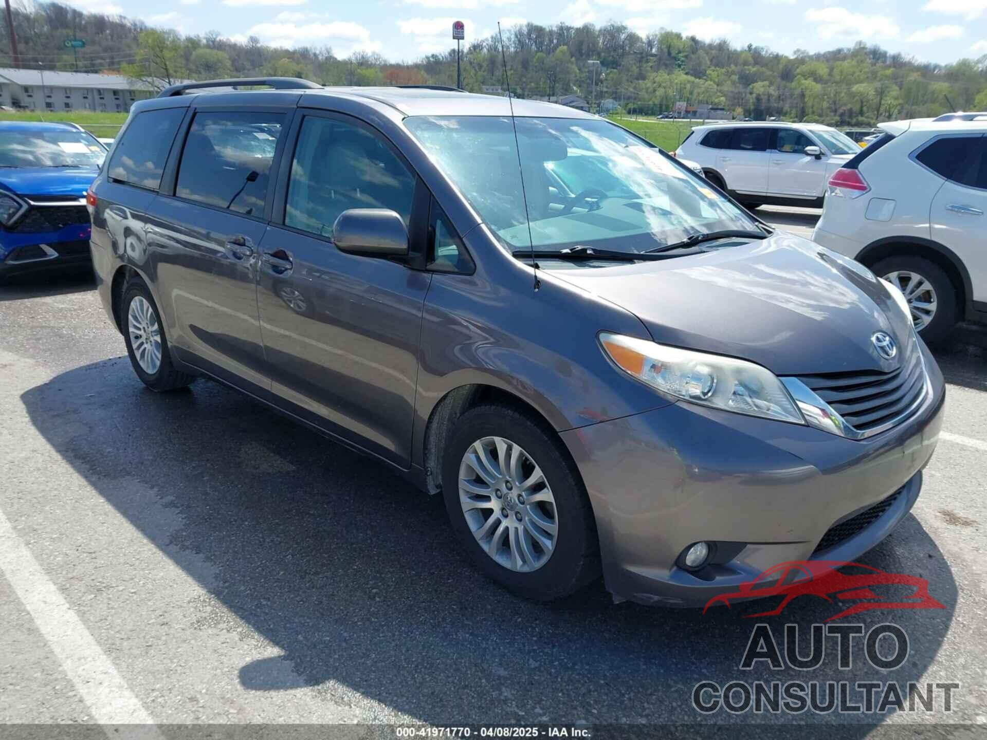 TOYOTA SIENNA 2012 - 5TDYK3DC8CS263406