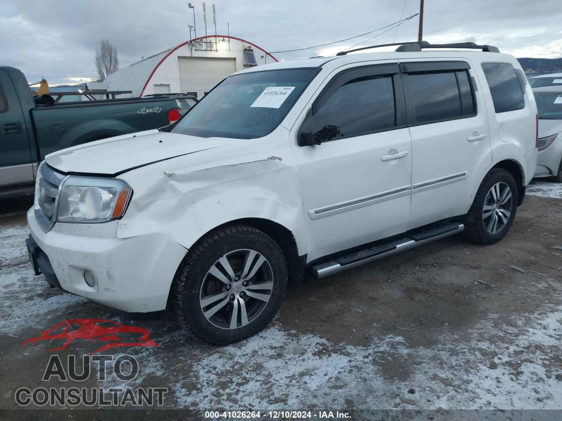 HONDA PILOT 2011 - 5FNYF4H93BB078160